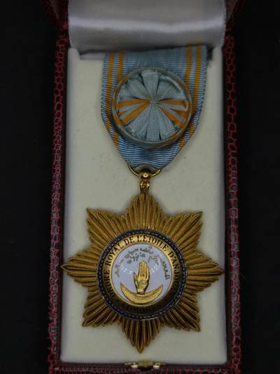 凯旋世界勋赏（第21期冬季大拍）（欢迎送拍）（对拍品有疑问请询问客服，不接受到手刀，出价默认拍品品相。请认真阅读拍卖规则！出价默认已认可！）（收到货请录制开箱视频，无视频概不处理问题。） - 法属科摩罗安茹安之星勋章