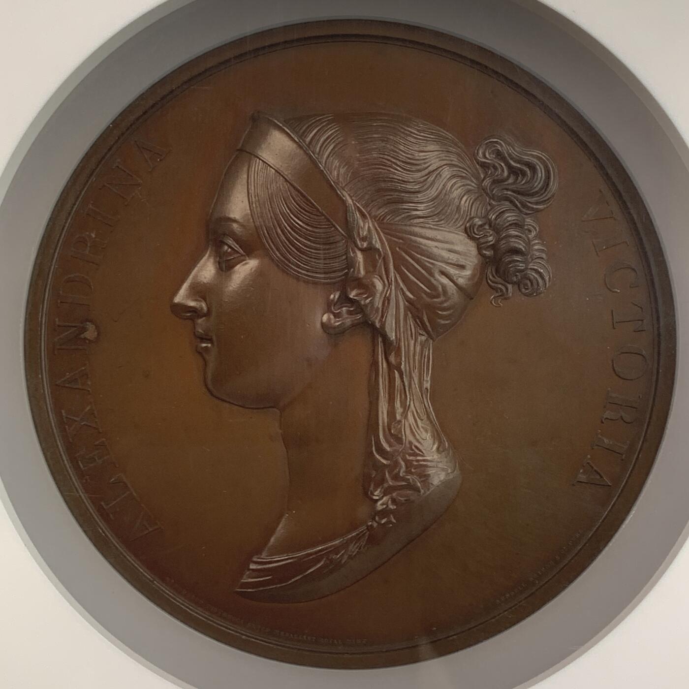 掌中浮雕-藏着的欧洲第048场