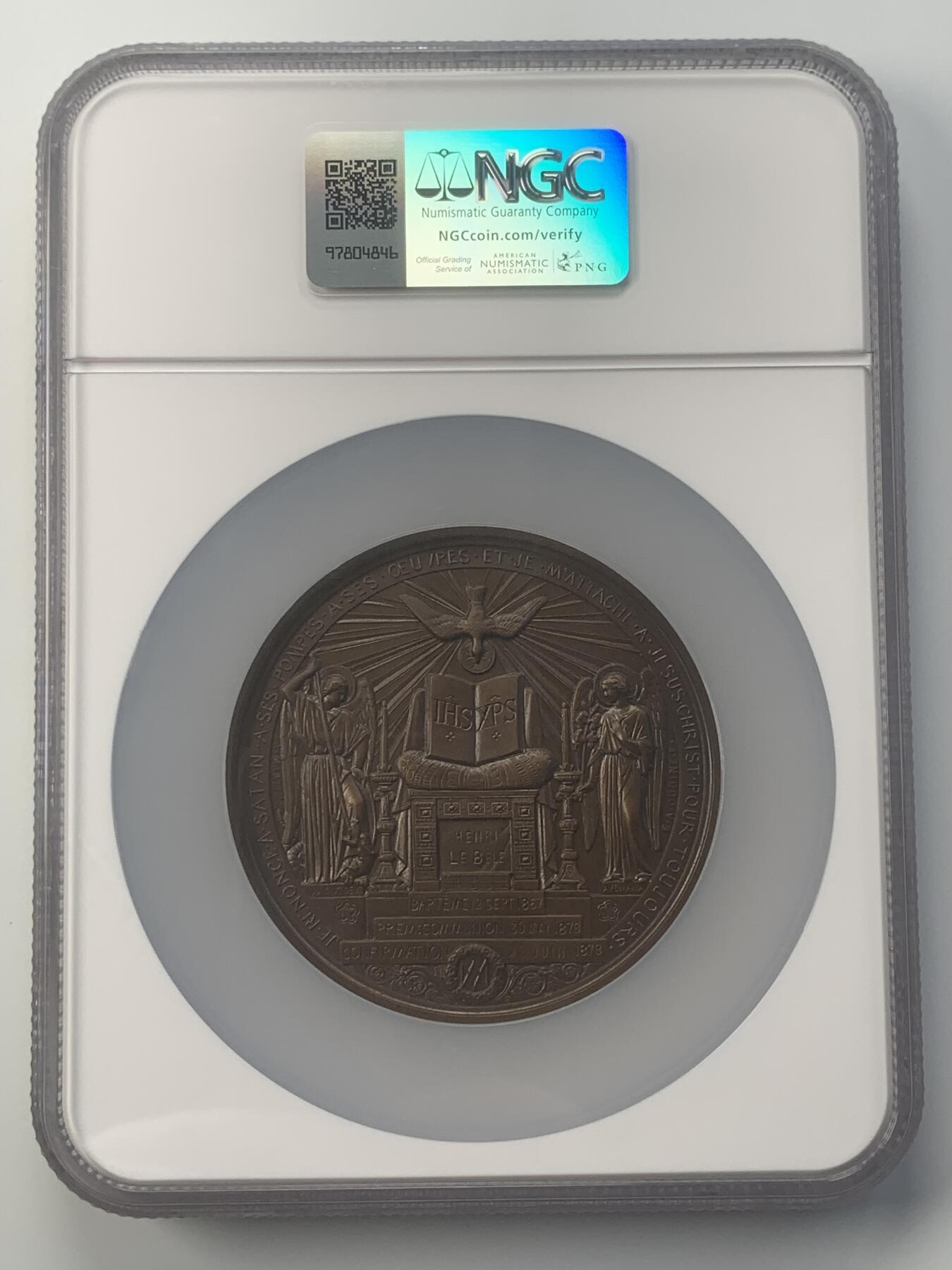 掌中浮雕-藏着的欧洲第048场 NGC MS66 ：1878年法国洗礼与圣礼纪念大铜章，69mm，正面是宗教场景，背面是圣经和圣灵鸽子图案，近完美品相，三阶段信礼全部完成并篆刻确认日期记录的十分难得