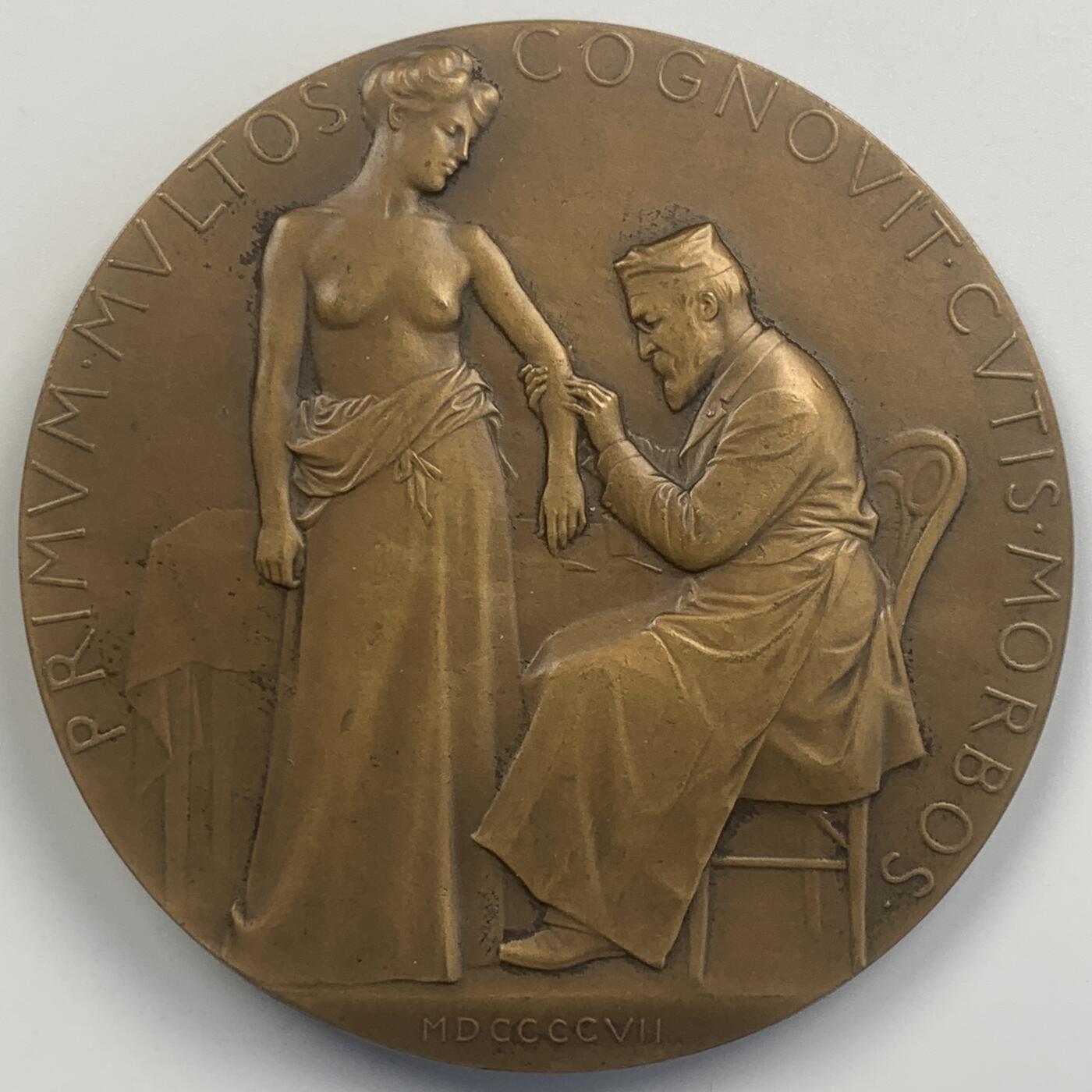 掌中浮雕-藏着的欧洲第048场 1907年法国新艺术名誉品大铜章《医学教授亨利·哈洛普》，作者: Chaplain沙普兰 ， 68mm