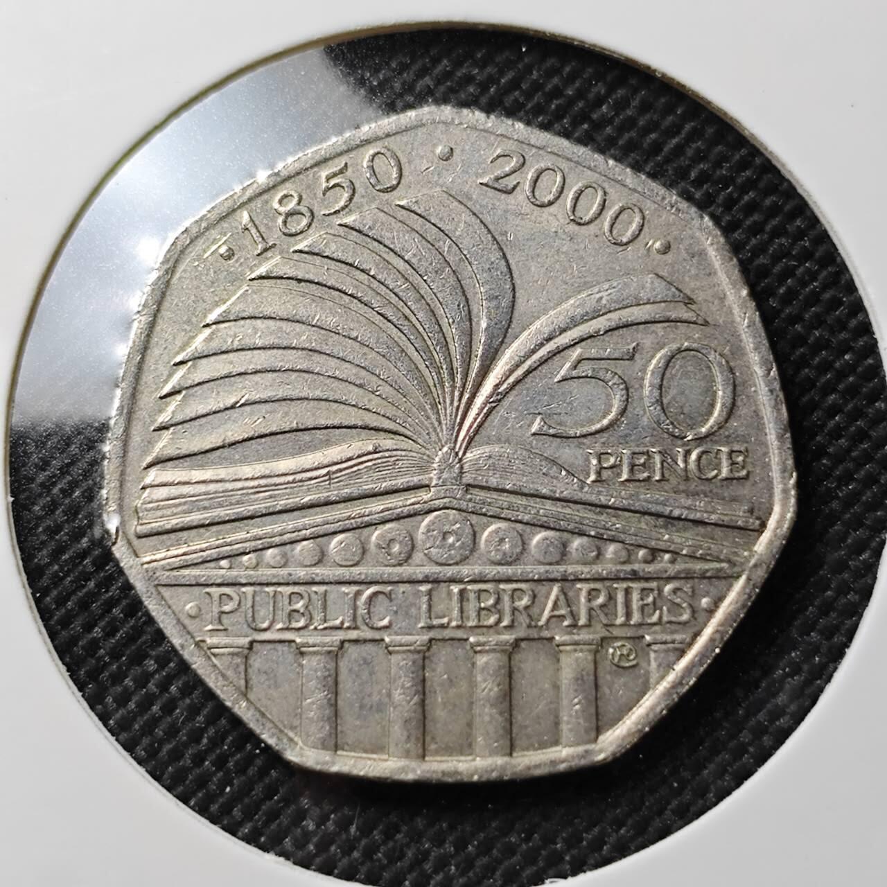 KK钱币收藏小铺  第387期  2月预留时间 周末发货  英国50便士纪念币