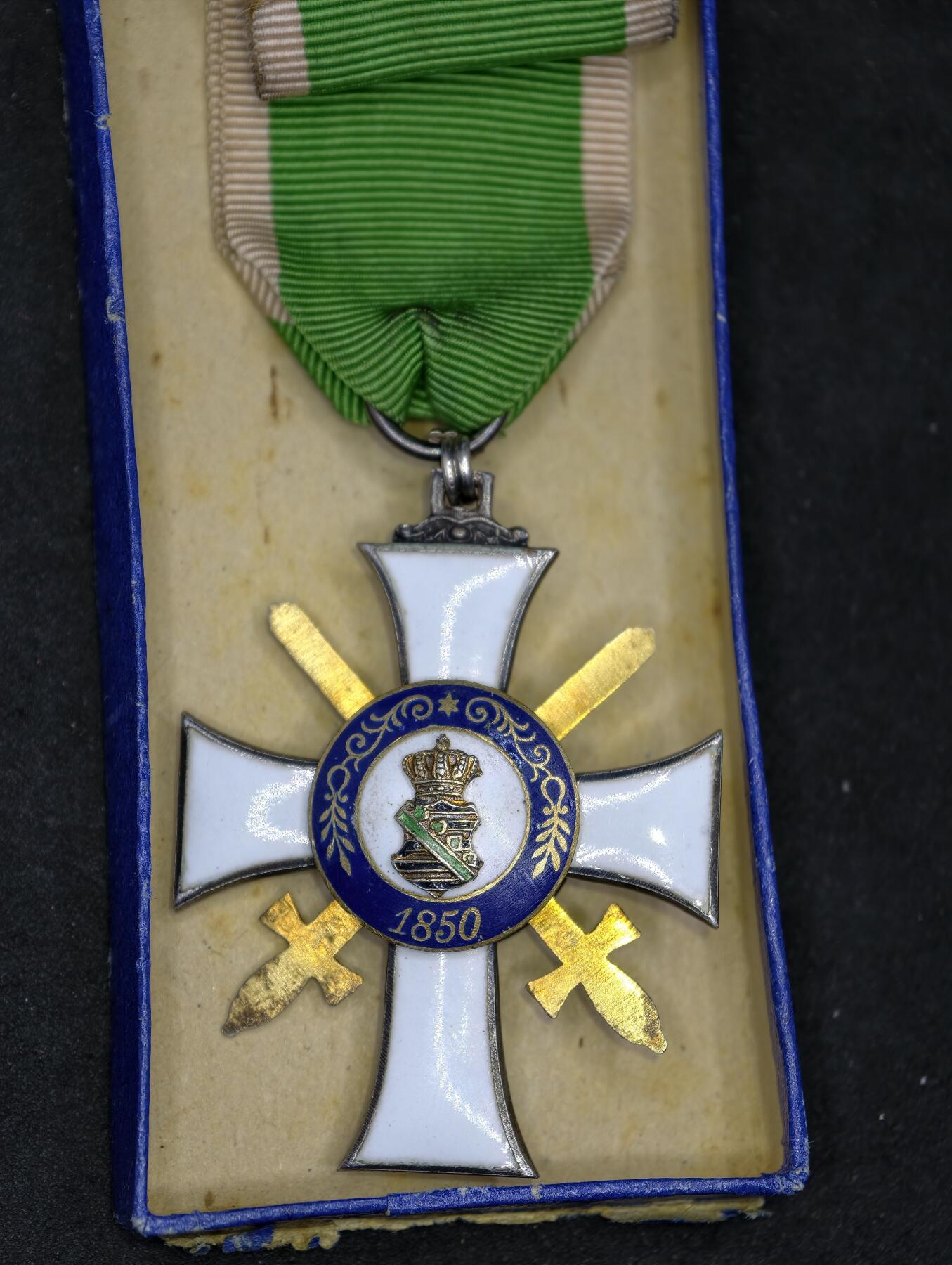 凯旋世界勋赏（第21期冬季大拍）（欢迎送拍）（对拍品有疑问请询问客服，不接受到手刀，出价默认拍品品相。请认真阅读拍卖规则！出价默认已认可！）（收到货请录制开箱视频，无视频概不处理问题。）