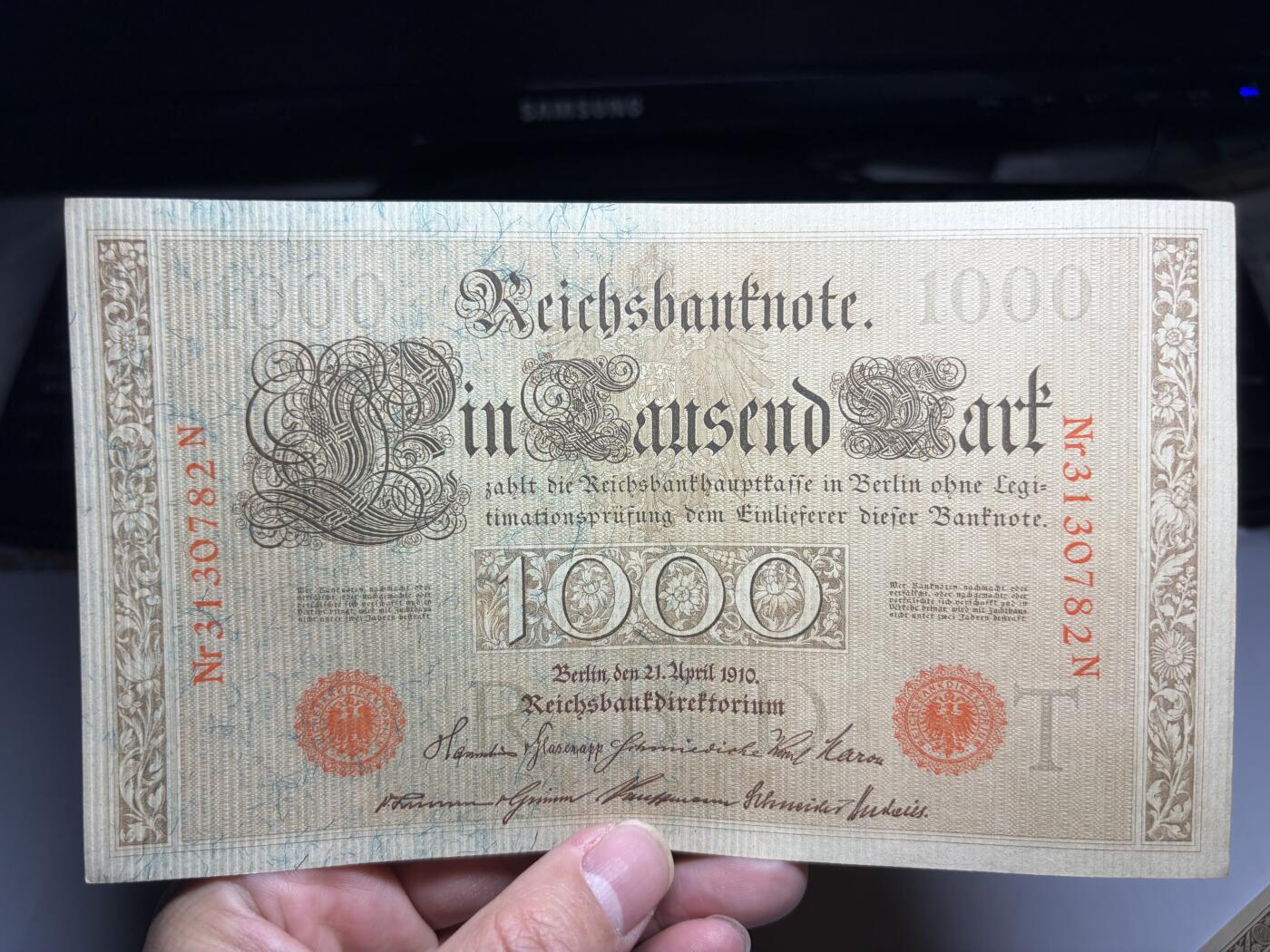 2026年集古藏今外币拍卖第一期-第3场—（总第300拍-纸币专场），本期拍完结算一次，发货时间2-3天，休息几天后继续新的一期拍卖。 稀少全新原封1910年20连号德国1000马克，带腰条