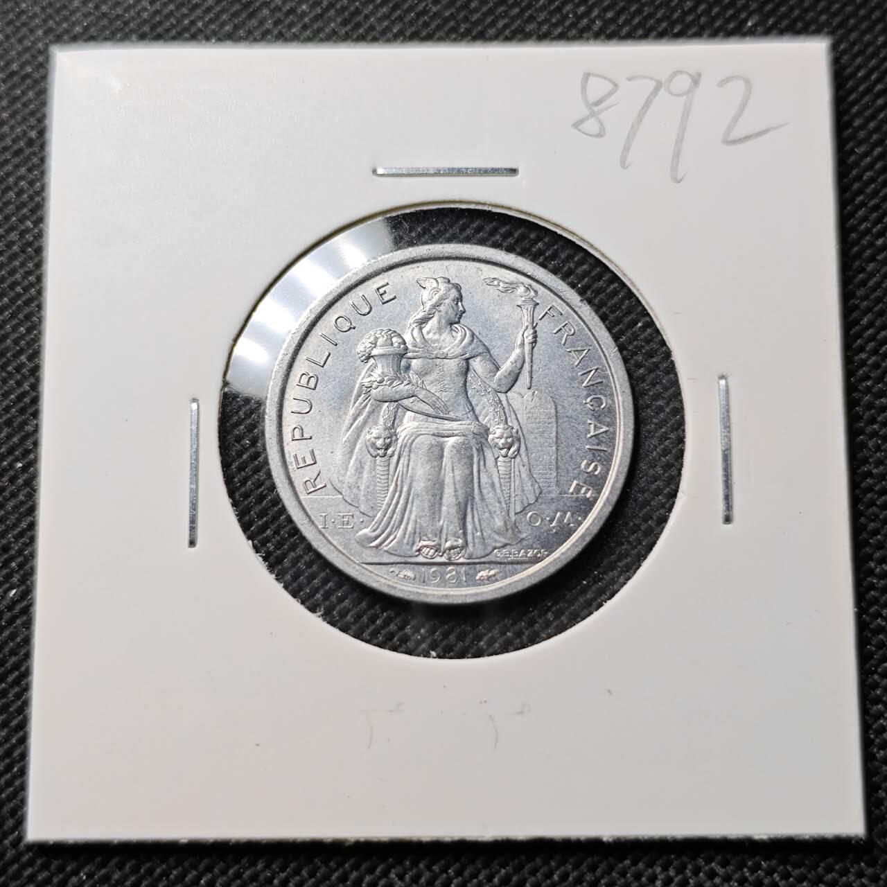 KK钱币收藏小铺  第387期  2月预留时间 周末发货  1981法属新喀里多尼亚1法郎