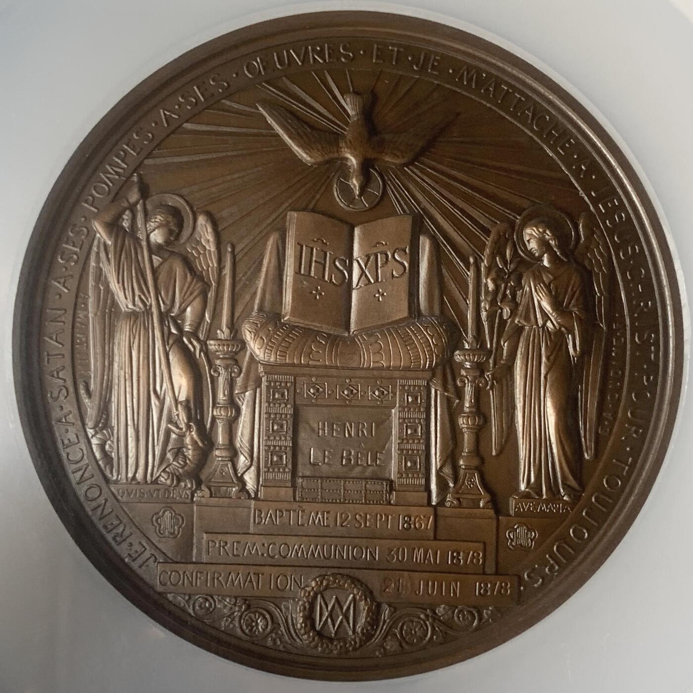 掌中浮雕-藏着的欧洲第048场 NGC MS66 ：1878年法国洗礼与圣礼纪念大铜章，69mm，正面是宗教场景，背面是圣经和圣灵鸽子图案，近完美品相，三阶段信礼全部完成并篆刻确认日期记录的十分难得