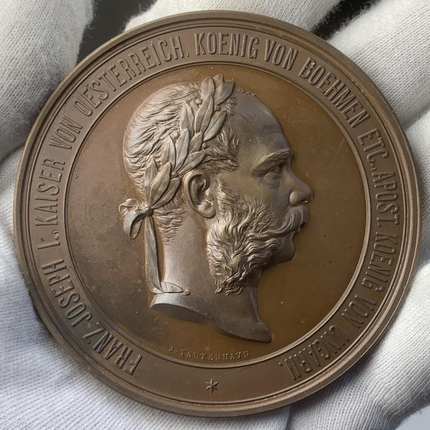 掌中浮雕-藏着的欧洲第048场 1873年奥地利维也纳世界博览会纪念大铜章，70mm，奥地利著名章牌雕刻家约瑟夫.托藤海因（Josef Tautenhayn）作品