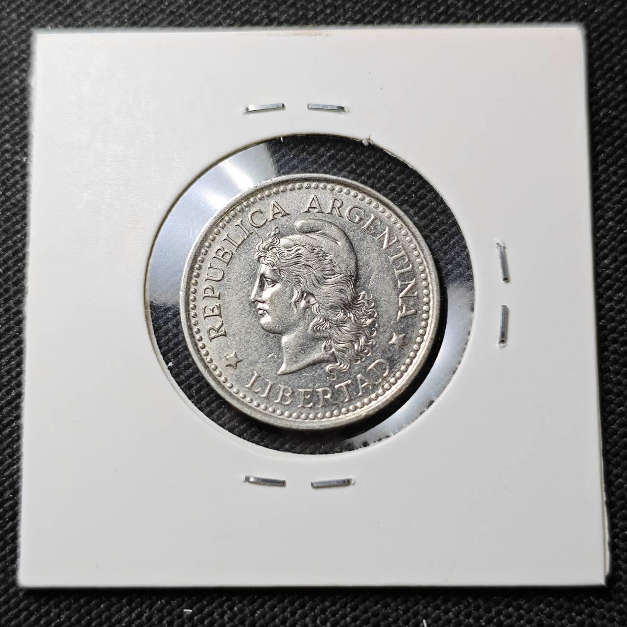 KK钱币收藏小铺  第387期  2月预留时间 周末发货  1958阿根廷50分