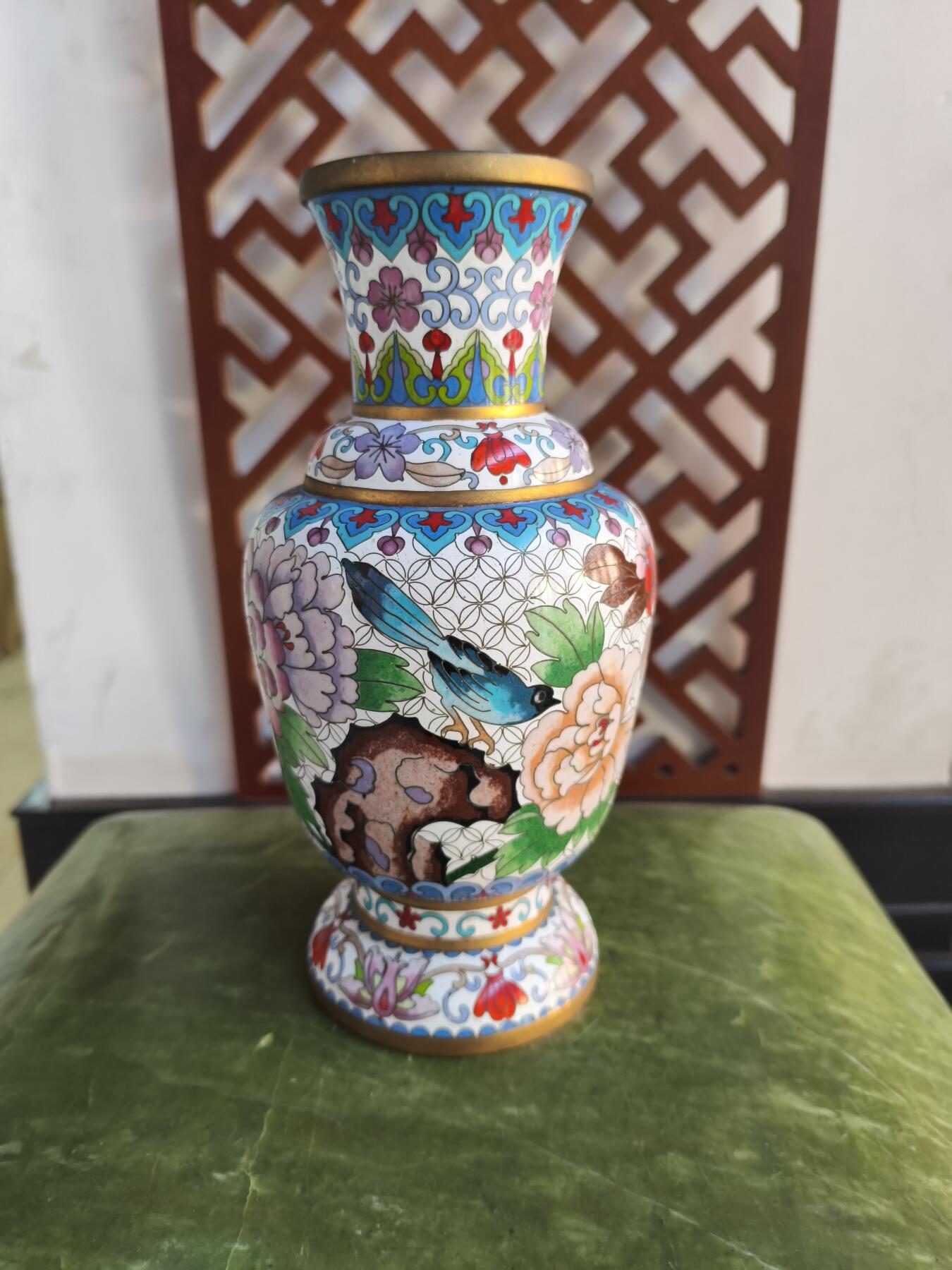 海外回流精品专场1.11 日本回流创汇时期景泰蓝花瓶一对