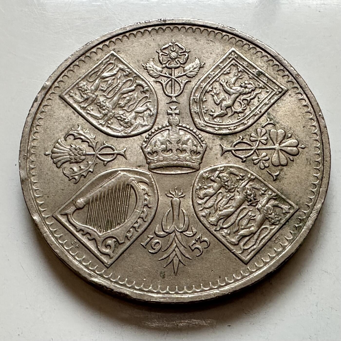 🌹外币初藏🌹🐯2026年第4场  每周二四六晚8️⃣点 接代拍 英国1953年女王登基五先令克朗币