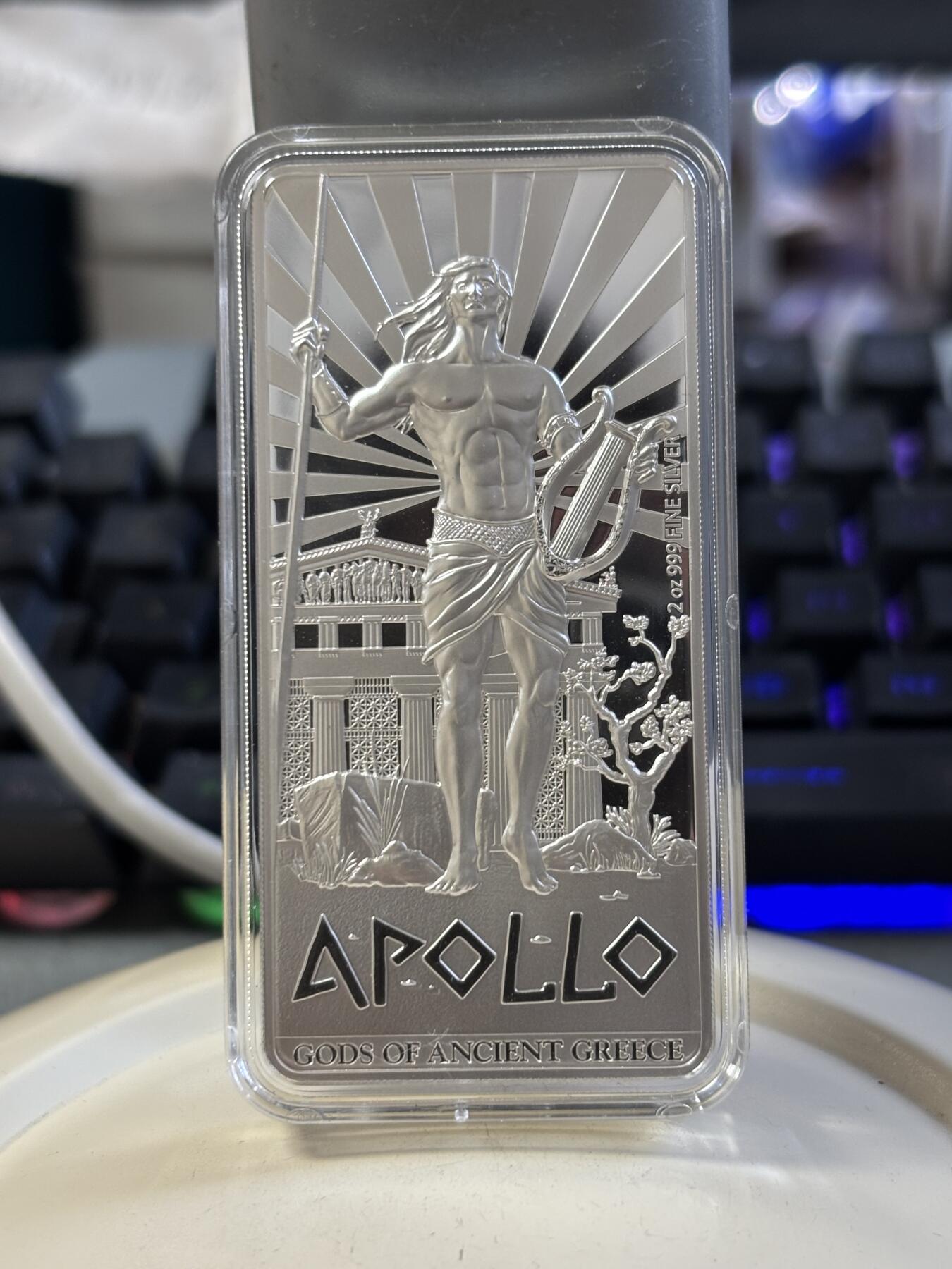 第187期拍卖 纽埃2015年希腊神话阿波罗长方形2盎司纪念银币，999银，发行2000枚
