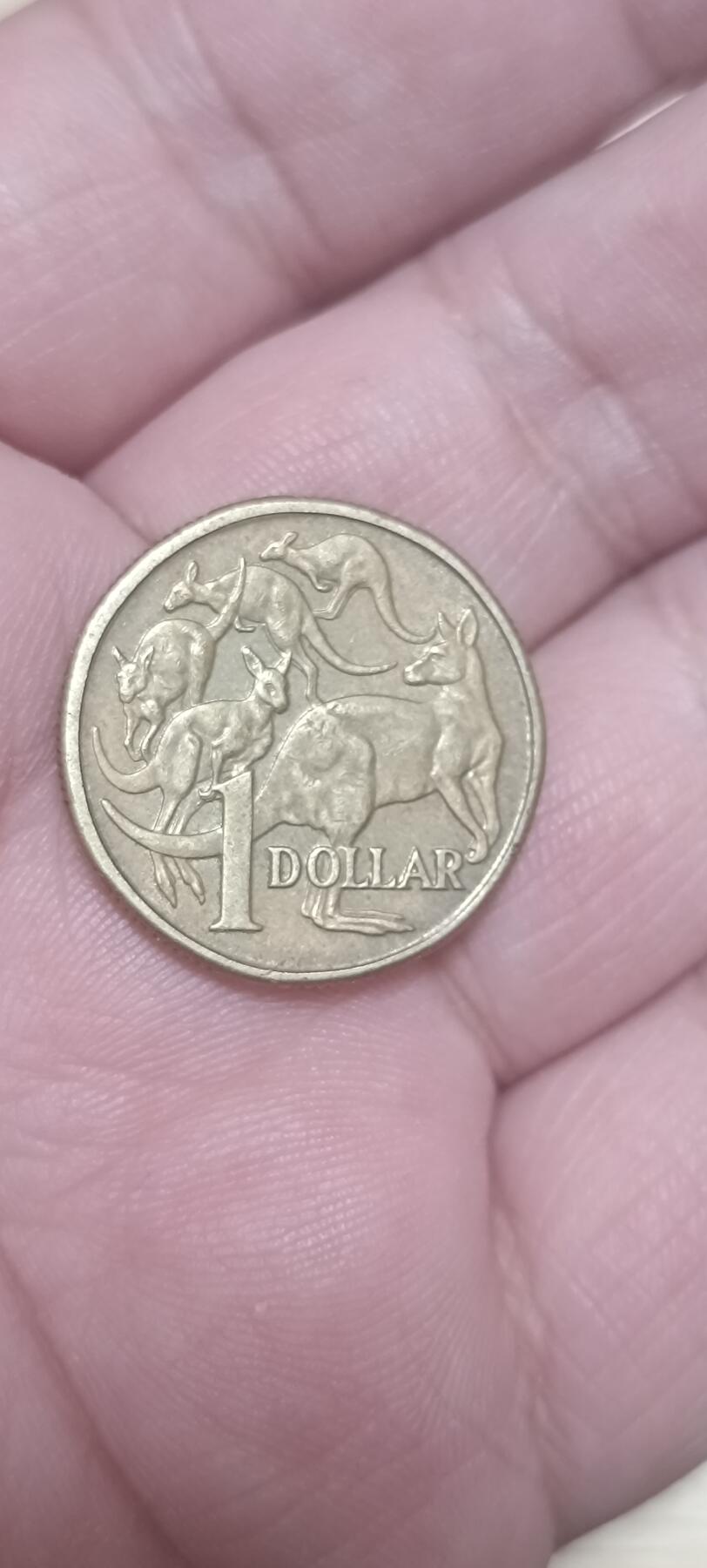 万国钱币阁第二场 1元澳大利亚青年女王袋鼠版