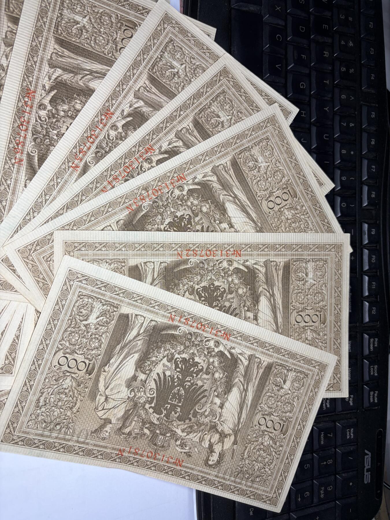 2026年集古藏今外币拍卖第一期-第3场—（总第300拍-纸币专场），本期拍完结算一次，发货时间2-3天，休息几天后继续新的一期拍卖。 稀少全新原封1910年20连号德国1000马克，带腰条