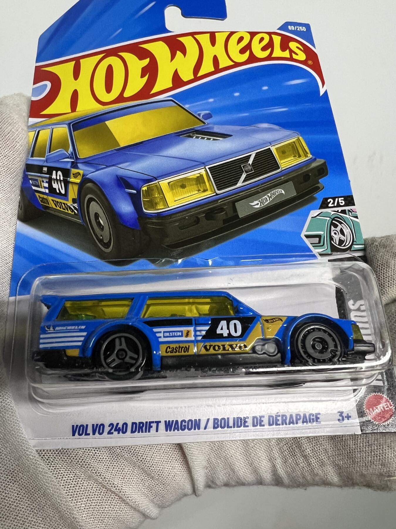 零元拍：风火轮吊卡 沃尔沃 全新未拆