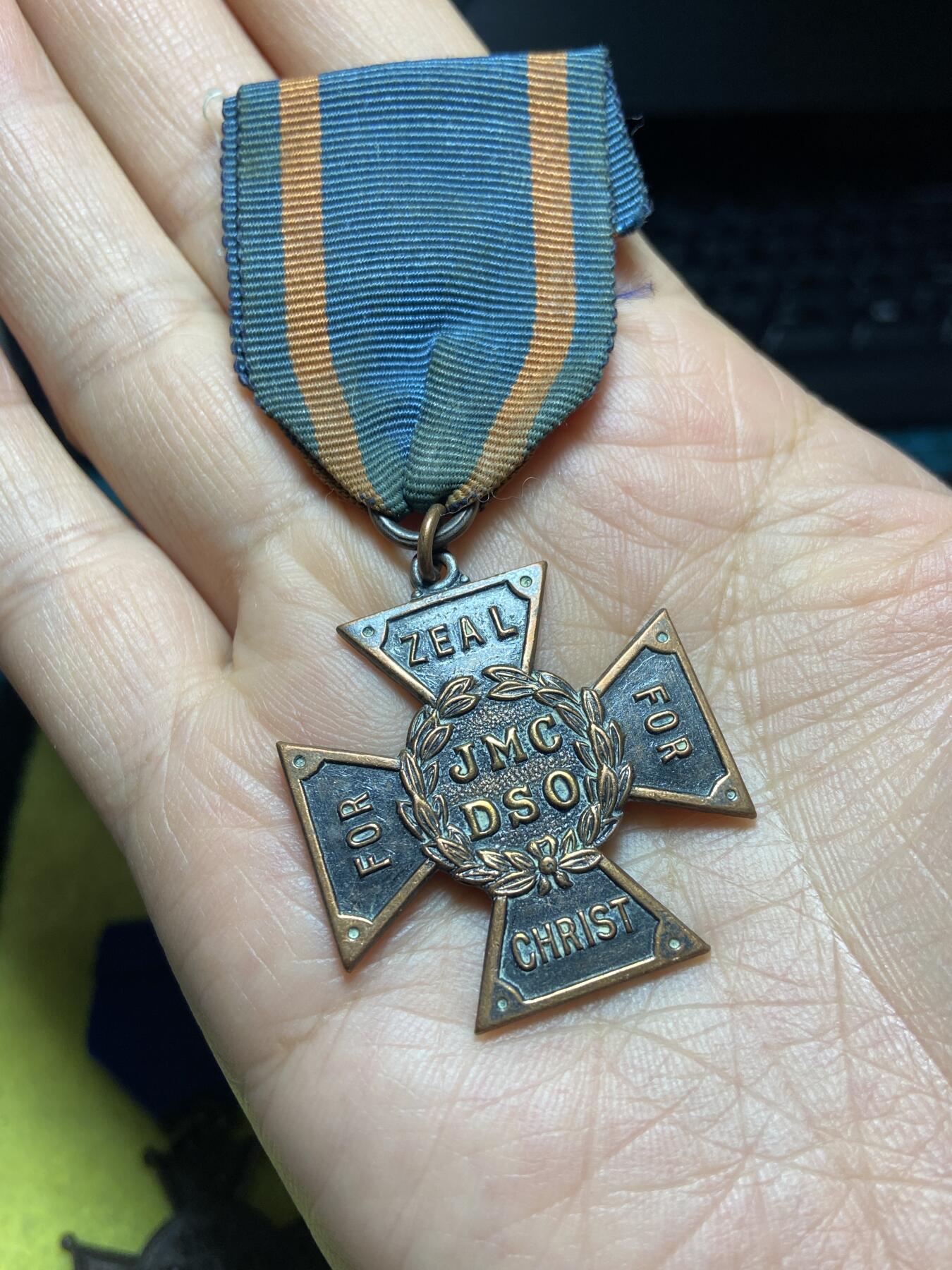 2026年第五场(总第一百七十四场）外国好品散币场(免佣金) 英国🇬🇧宗教章直径32mm，重10g(伦敦老牌徽章公司Firmin制作，为了基督热忱宗教章牌，19世纪末至20世纪初)