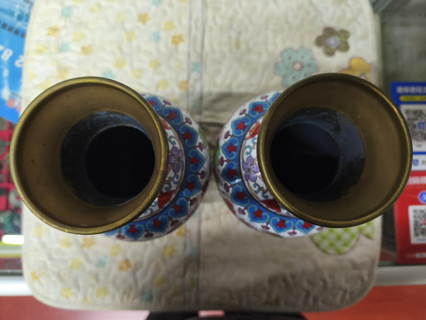 海外回流精品专场1.11 日本回流创汇时期景泰蓝花瓶一对