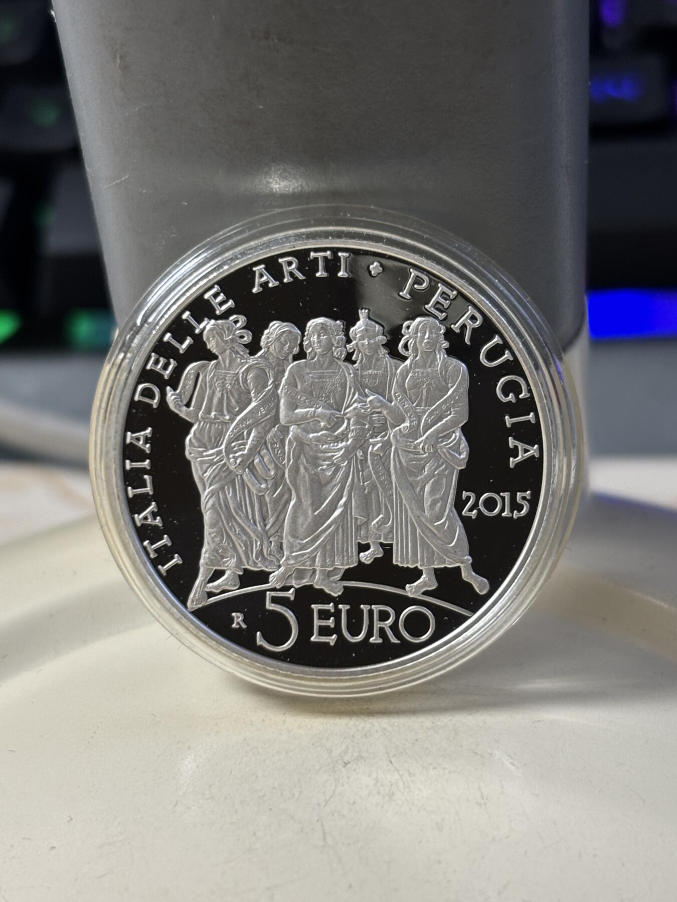 第187期拍卖 意大利2015年艺术系列翁布里亚-佩鲁贾纪念银币，18克，发行4000枚