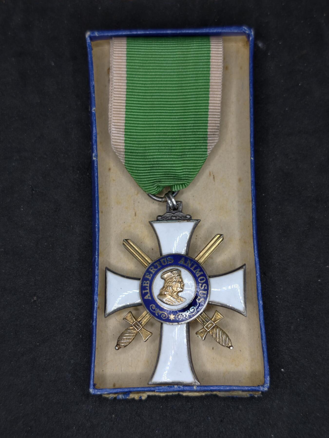 凯旋世界勋赏（第21期冬季大拍）（欢迎送拍）（对拍品有疑问请询问客服，不接受到手刀，出价默认拍品品相。请认真阅读拍卖规则！出价默认已认可！）（收到货请录制开箱视频，无视频概不处理问题。）