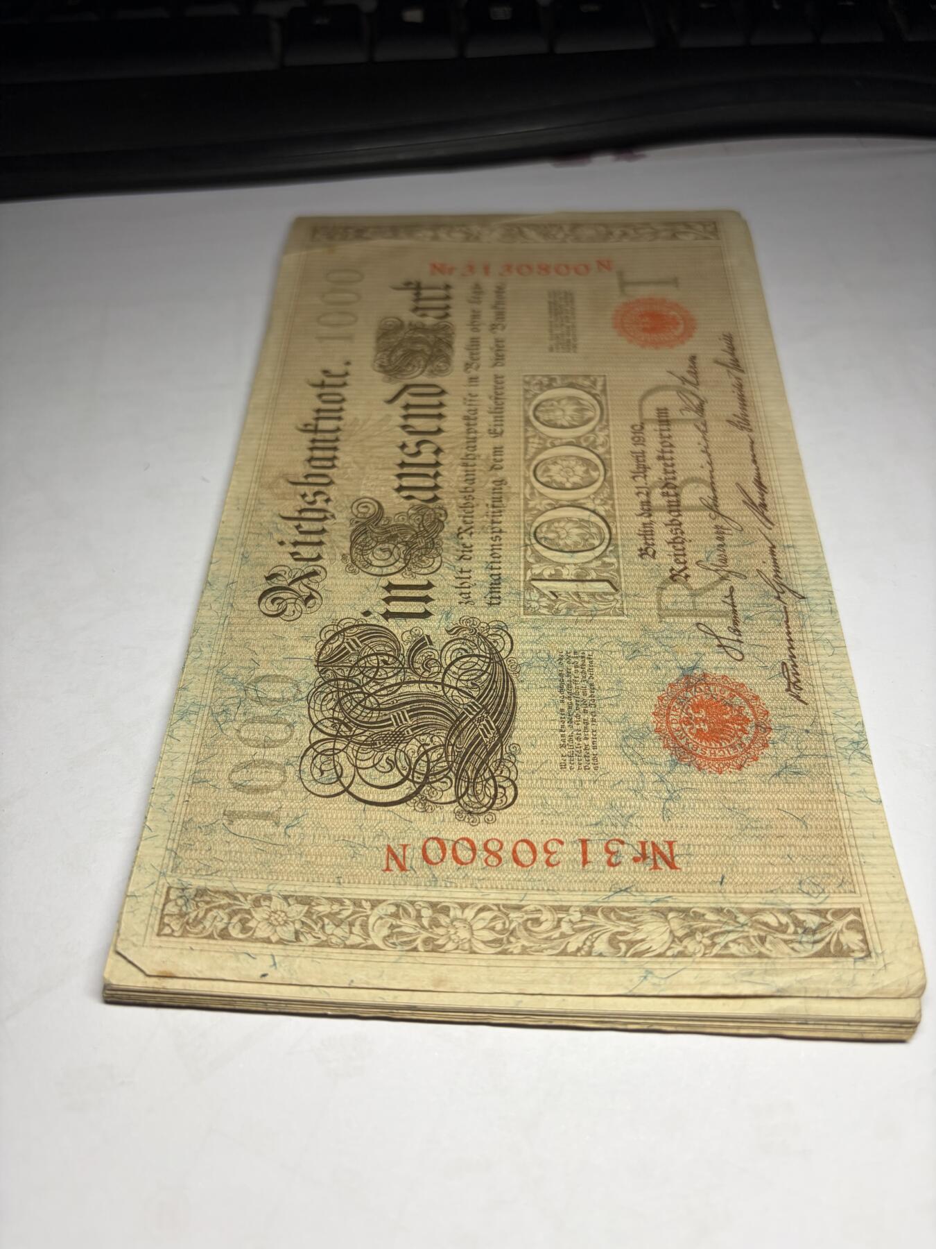 2026年集古藏今外币拍卖第一期-第3场—（总第300拍-纸币专场），本期拍完结算一次，发货时间2-3天，休息几天后继续新的一期拍卖。 稀少全新原封1910年20连号德国1000马克，带腰条