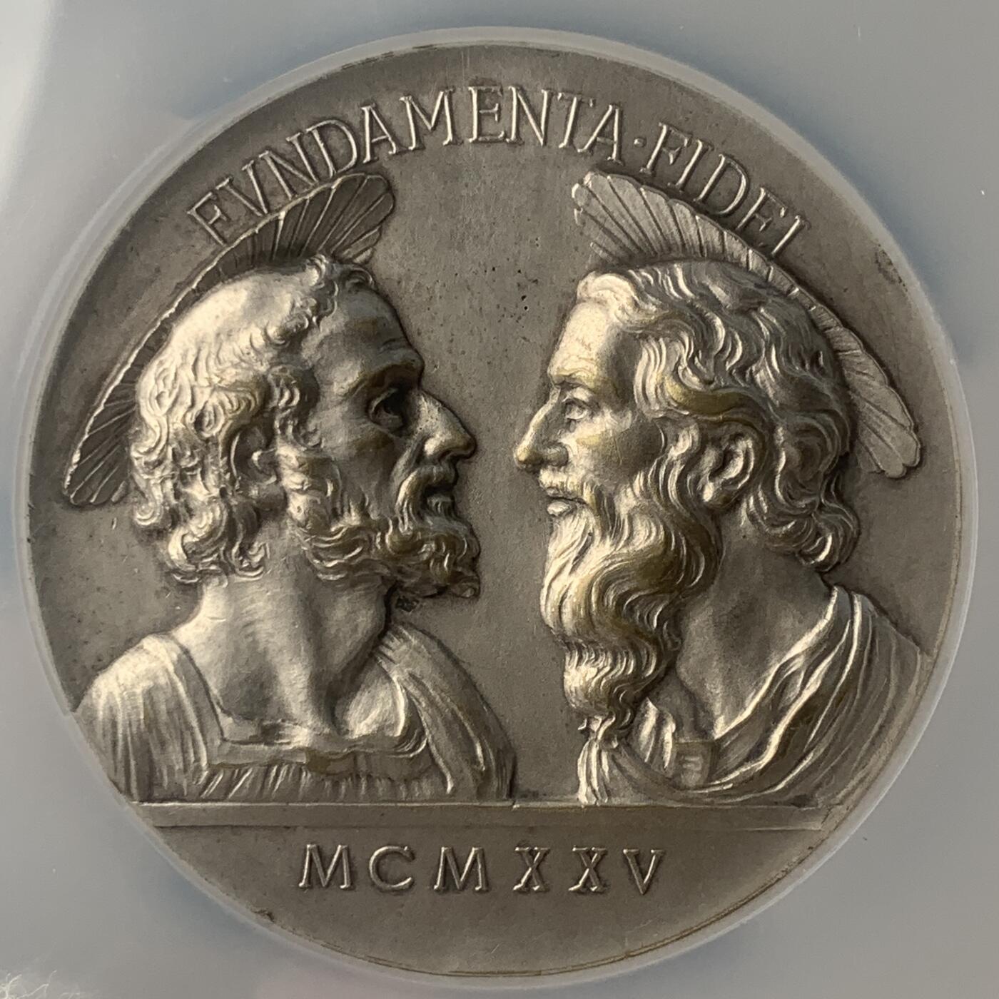 掌中浮雕-藏着的欧洲第048场 NGC MS61 : 1925年梵蒂冈教皇庇护十一世镀银铜章，55mm，评级盒子边缘有破损（如图）