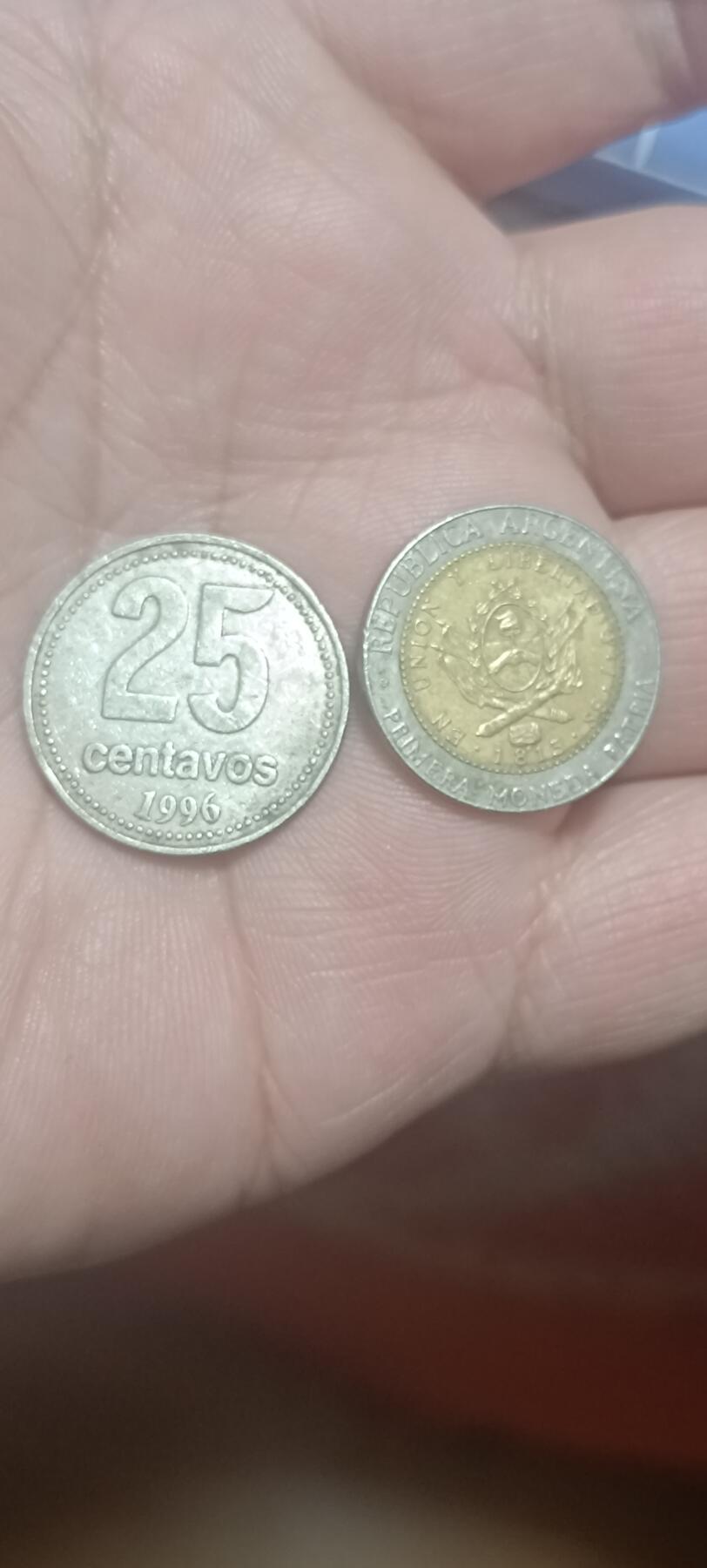 万国钱币阁第二场 阿根廷双色1比索➕铜镍25分