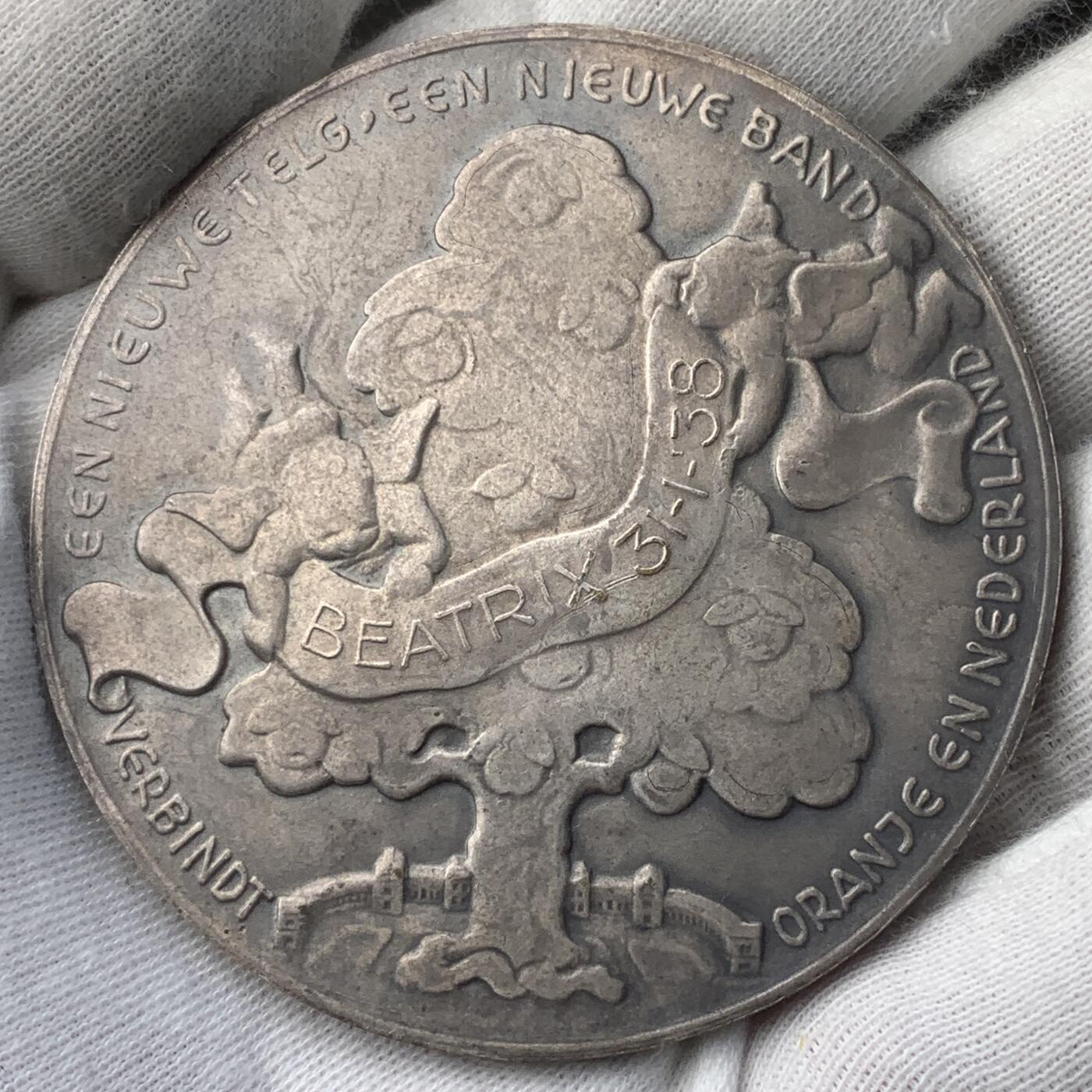 掌中浮雕-藏着的欧洲第048场