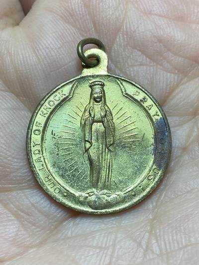 2026年第五场(总第一百七十四场）外国好品散币场(免佣金) - 爱尔兰🇮🇪诺克圣母圣地宗教纪念章，直径22mm，重4g