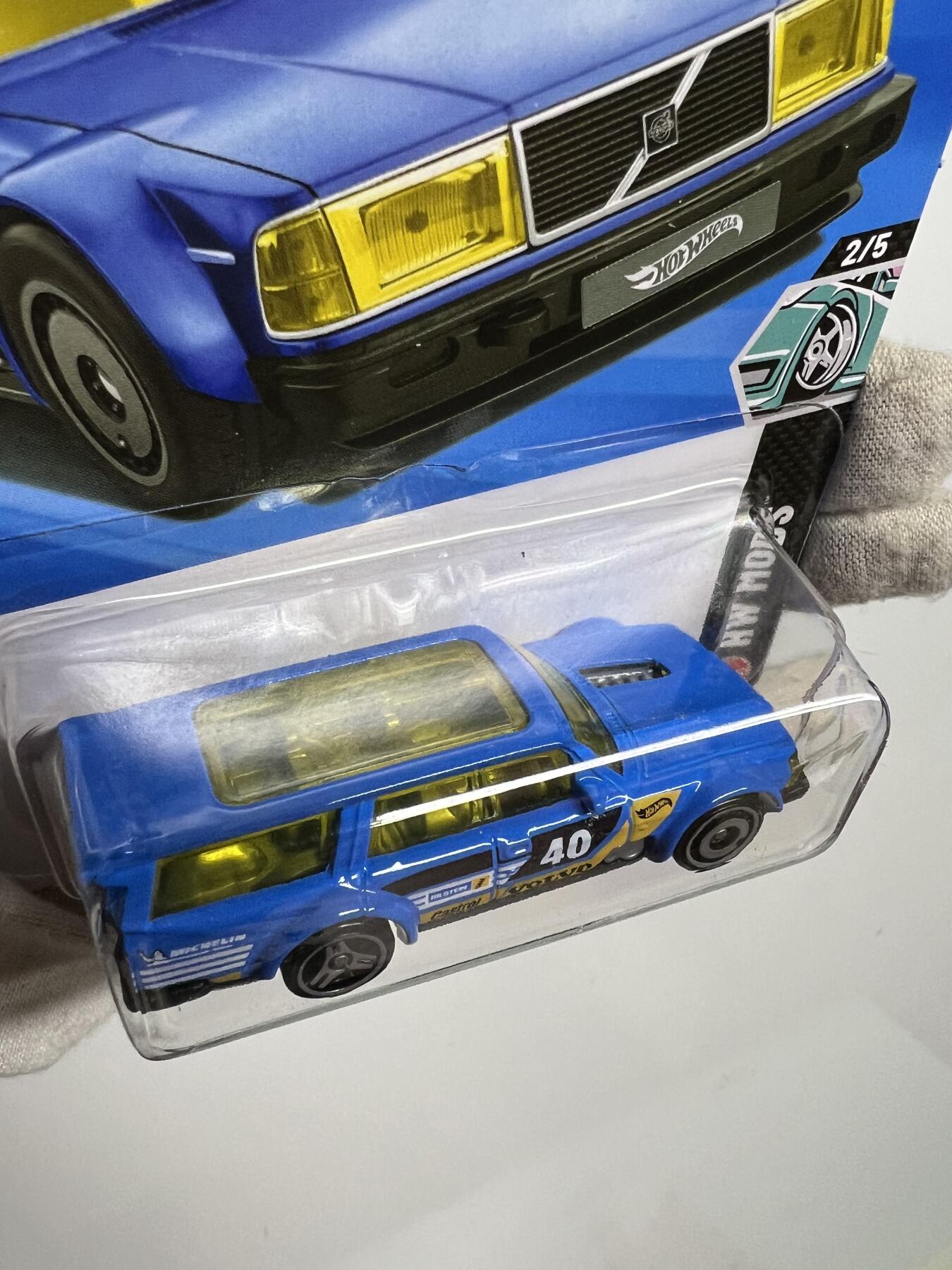 零元拍：风火轮吊卡 沃尔沃 全新未拆