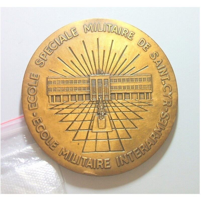 【旋风钱币】1月10日19:00准时开拍 精美欧洲币章、银币银章、第三帝国钱币等 全场包邮！ 【艺术】【原盒】法国艺术大章 拿破仑骑马雕像圣西尔军校高浮雕精制超大铜章 带原盒 80MM 219克