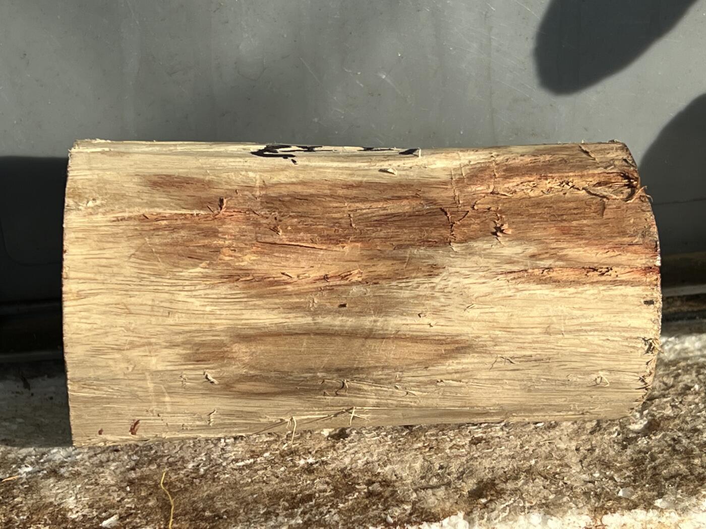 零元拍：  NO.68-2海南黄花梨原料。尺寸约120/55/70MM