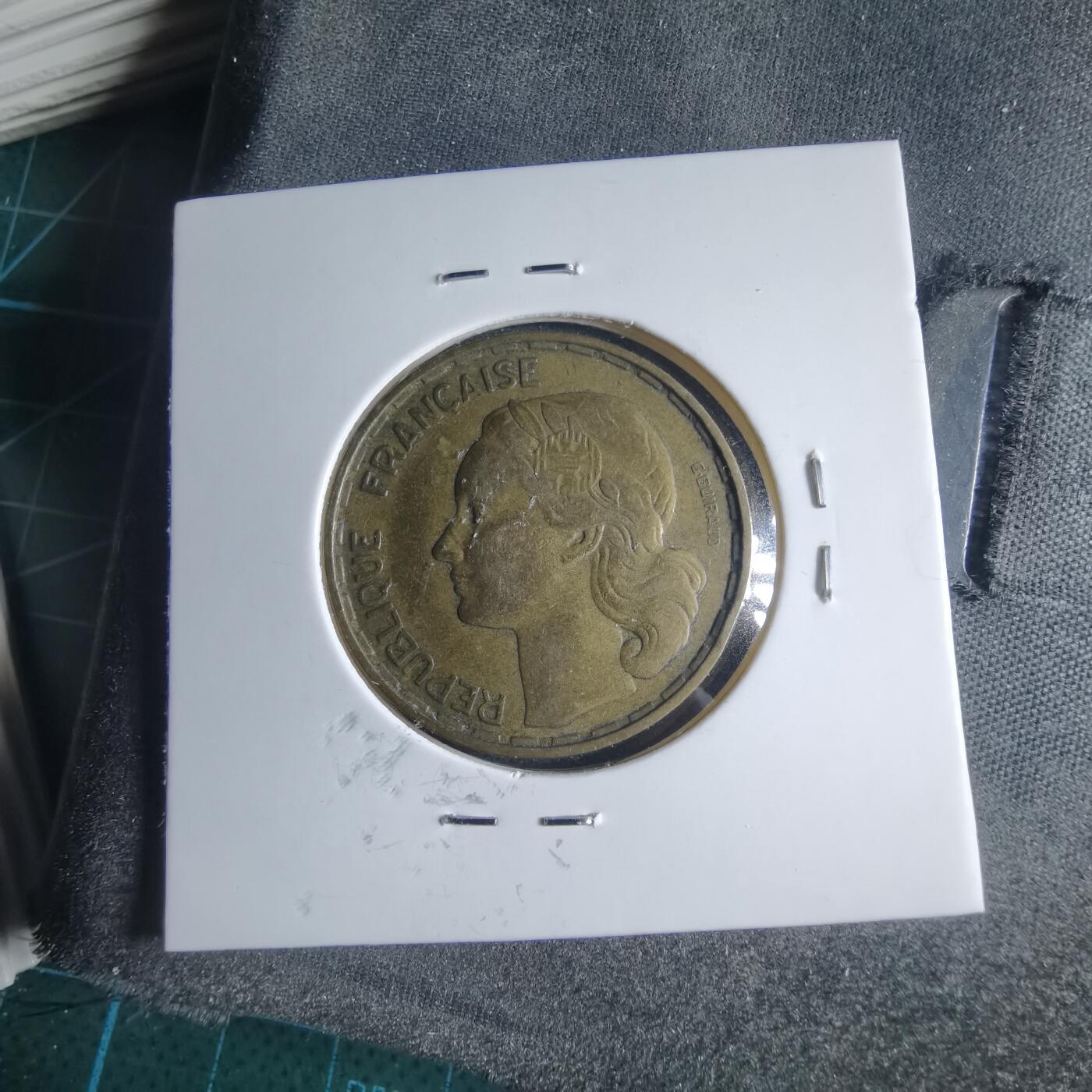 沼泽如烟--第954场 法国1952年50法郎