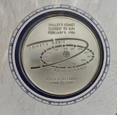 瓶子🏺第224期拍卖会 -  彗星绕地球纪念银章  全套