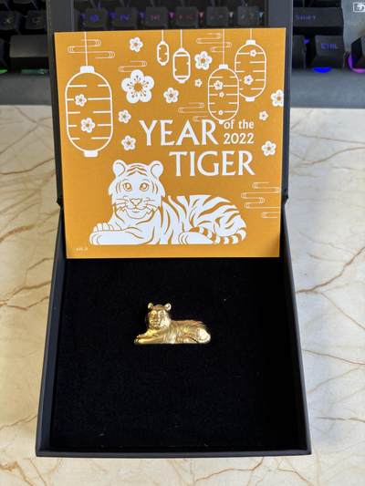 第187期拍卖 - 蒙古2022年中国生肖系列虎年1盎司异形镀金银币，999银镀金，发行888枚