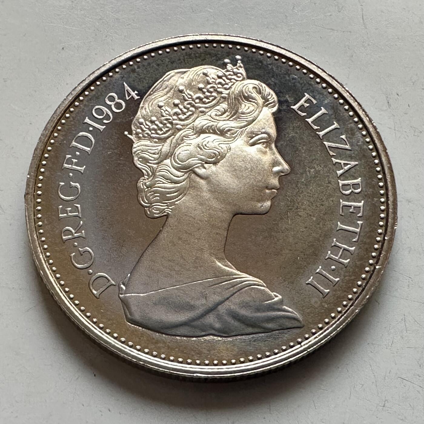 🌹外币初藏🌹🐯2026年第4场  每周二四六晚8️⃣点 接代拍 英国1984年五便士 精制币