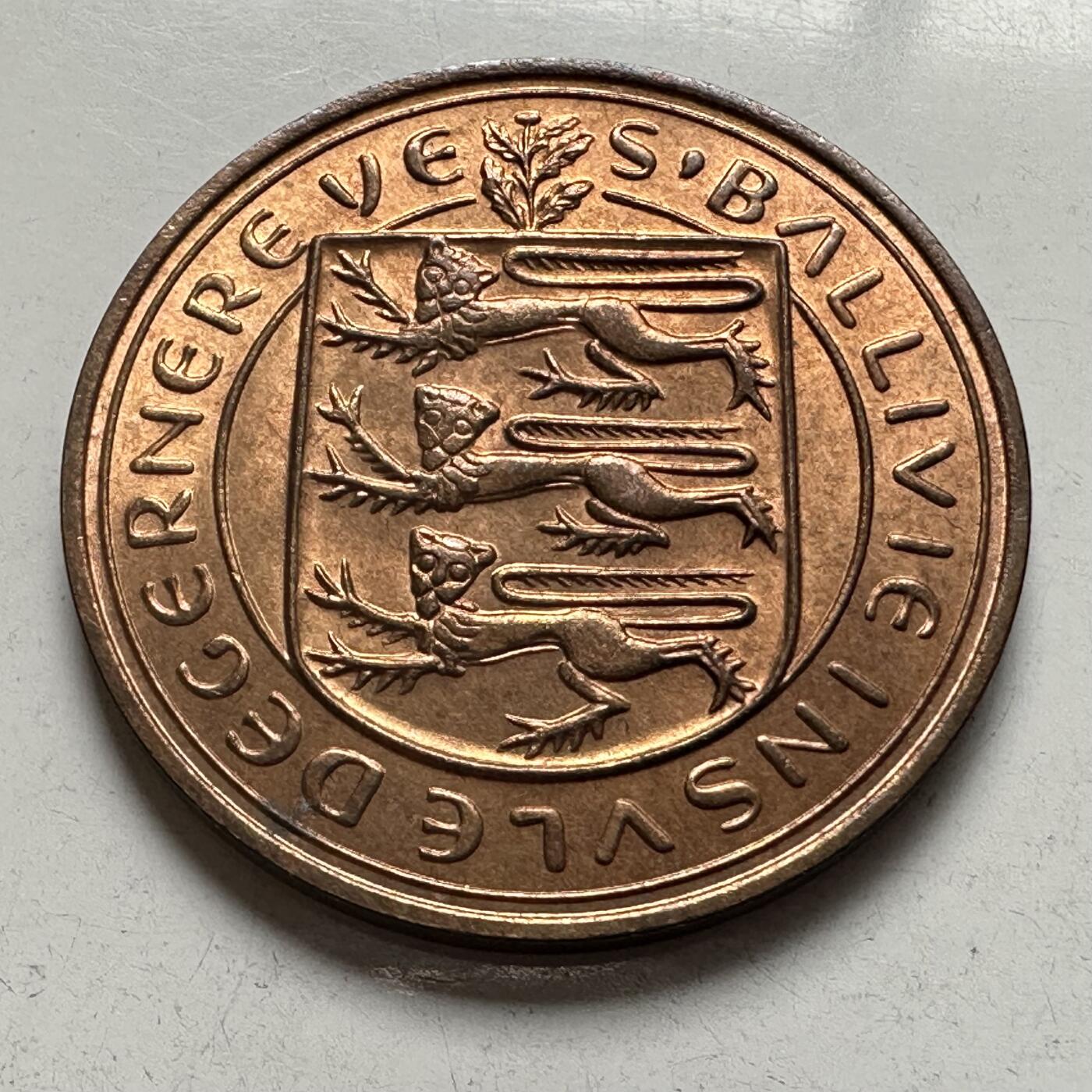 🌹外币初藏🌹🐯2026年第4场  每周二四六晚8️⃣点 接代拍 根西岛1956年8道布 b