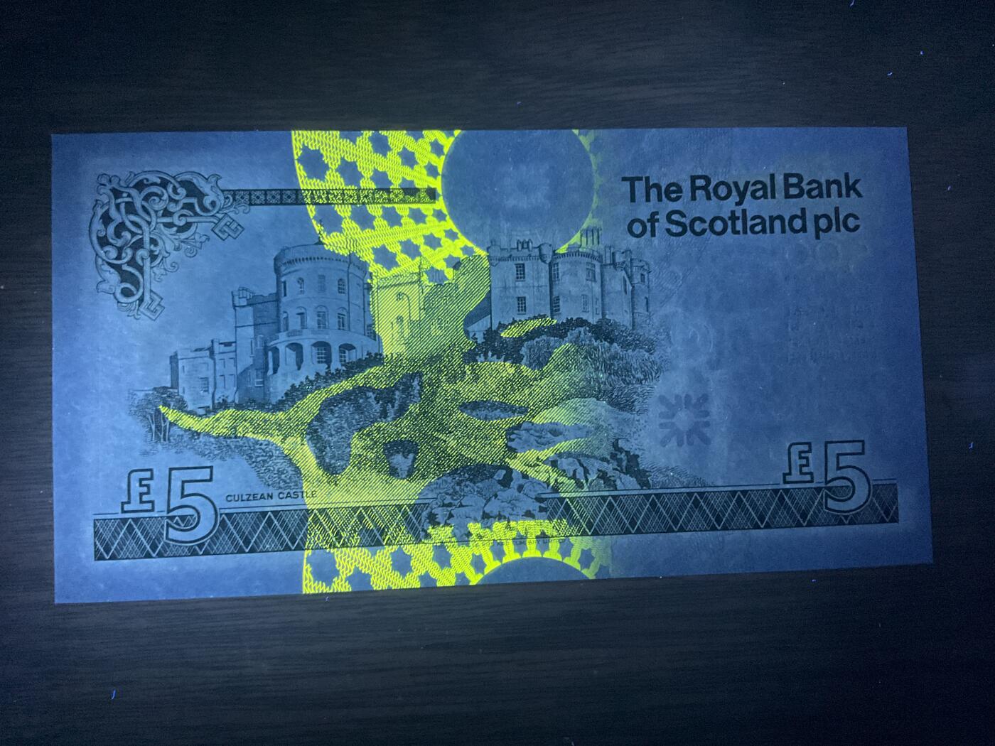 【礼羽收藏】🌏世界钱币拍卖第118期 苏格兰2005年 5 镑大卷毛 皇家医师学会500周年纪念钞 开门小号无47靓号，刀拆绝品