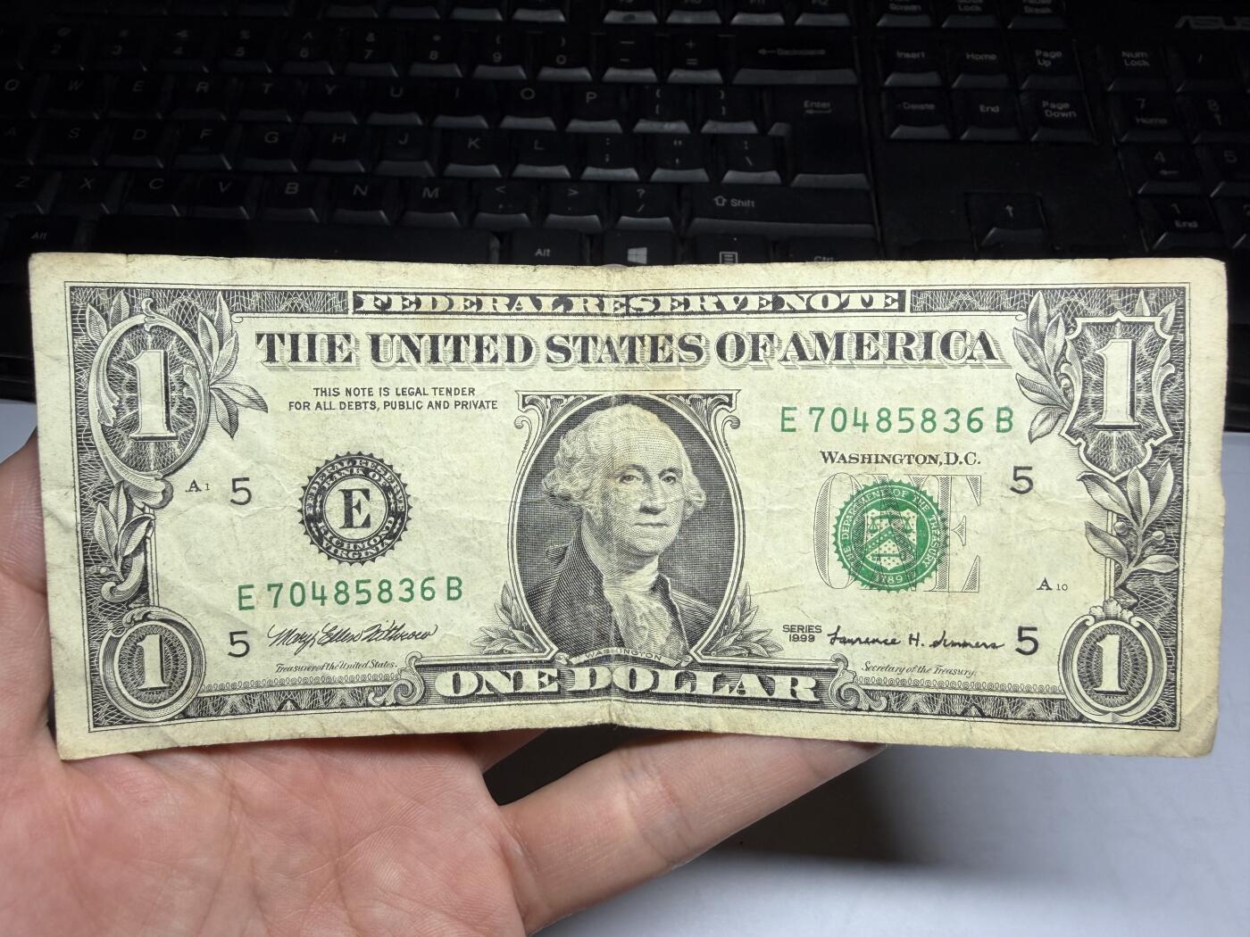 2026年集古藏今外币拍卖第一期-第3场—（总第300拍-纸币专场），本期拍完结算一次，发货时间2-3天，休息几天后继续新的一期拍卖。 1999年美国1美元