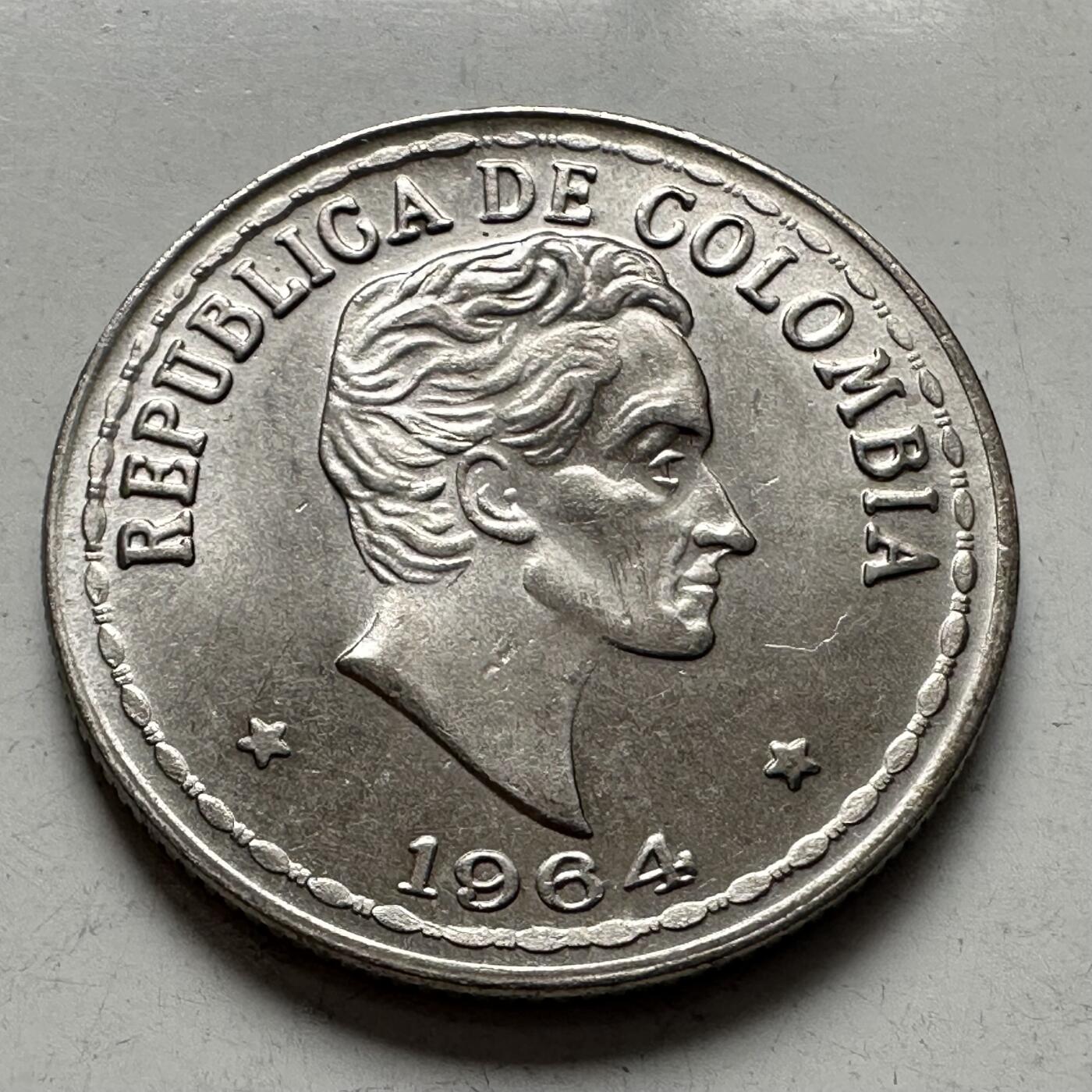 🌹外币初藏🌹🐯2026年第4场  每周二四六晚8️⃣点 接代拍 哥伦比亚1964年20分 大字年份