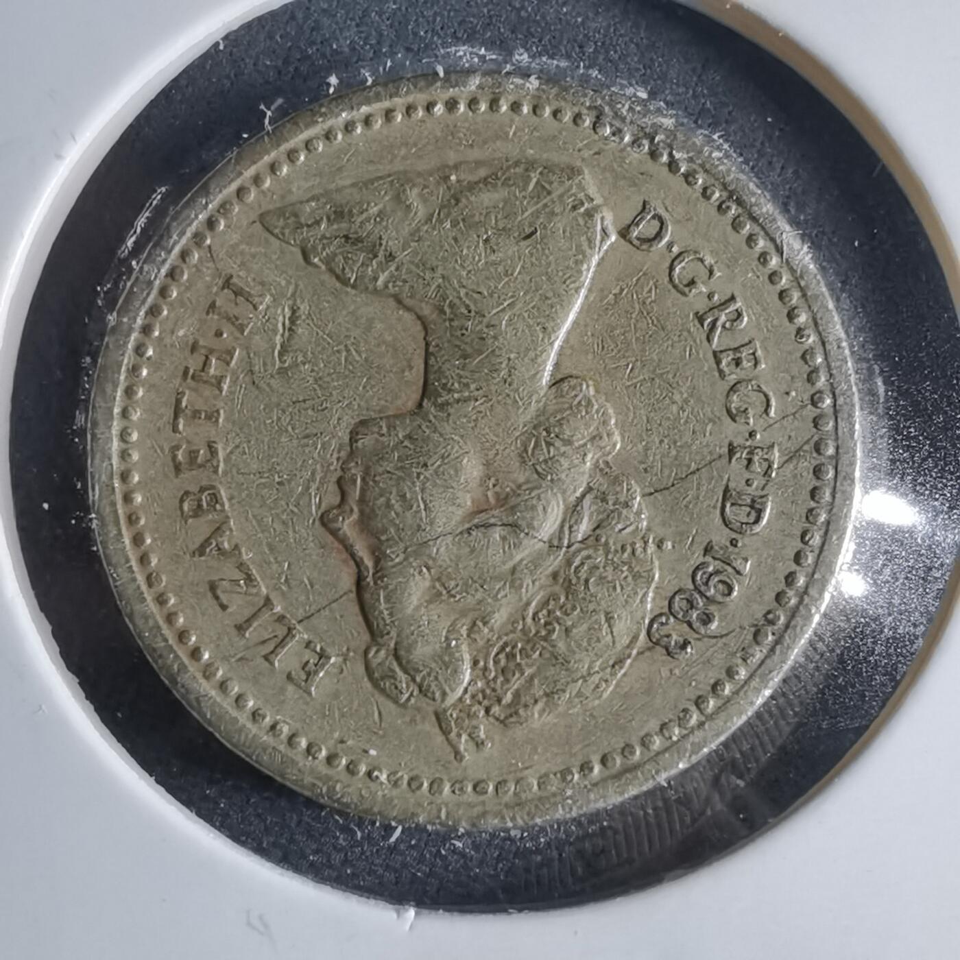 沼泽如烟--第954场 英国1983年一磅