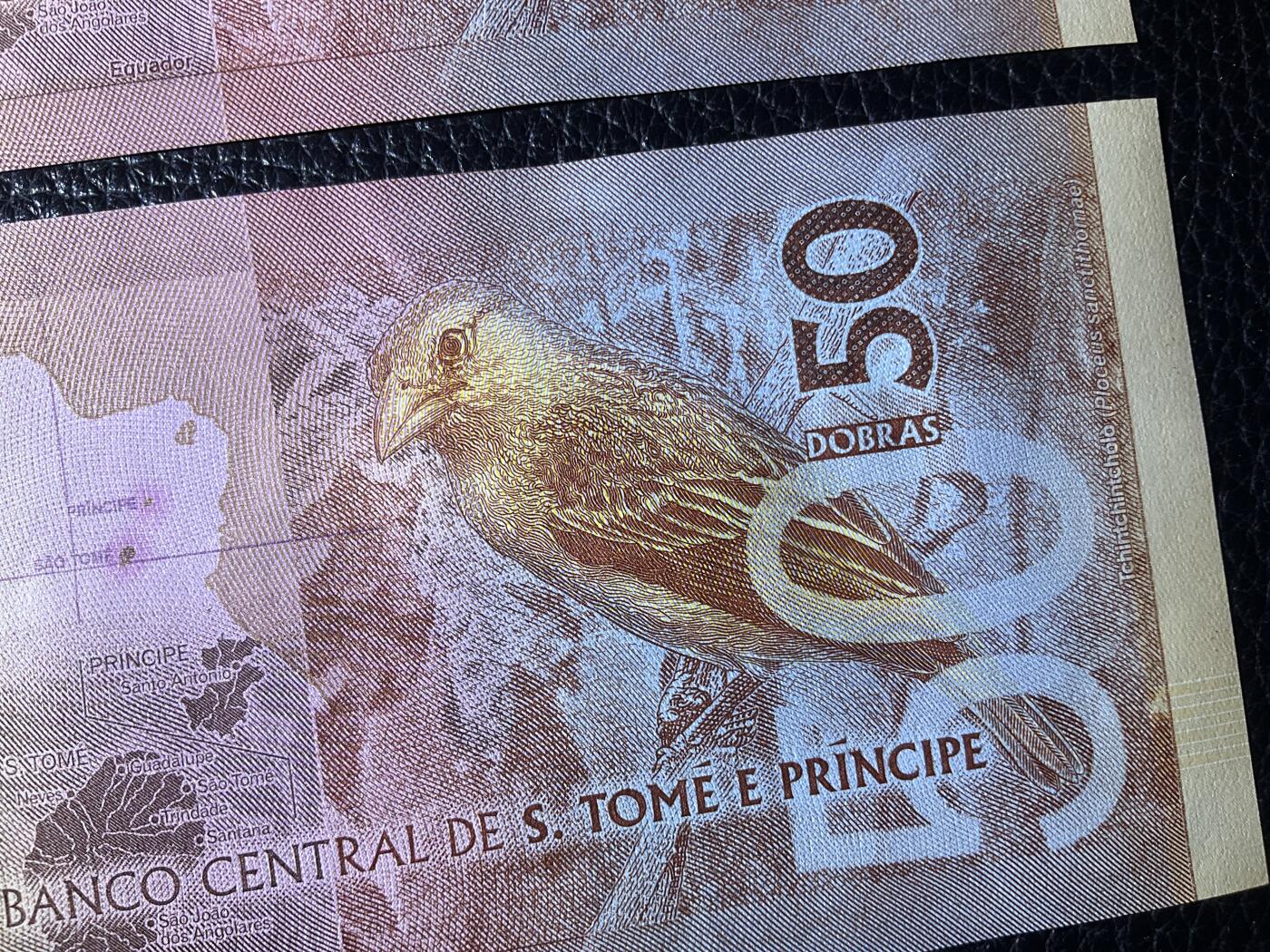 【礼羽收藏】🌏世界钱币拍卖第118期 圣多美和普林西比 2016年50杜普拉，刀拆UNC乱蛇号二张