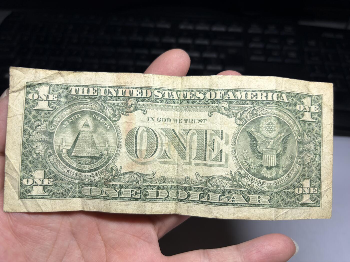 2026年集古藏今外币拍卖第一期-第3场—（总第300拍-纸币专场），本期拍完结算一次，发货时间2-3天，休息几天后继续新的一期拍卖。 1985年美国1美元