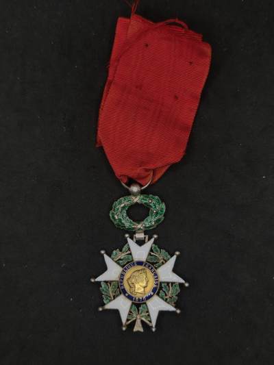 凯旋世界勋赏（第21期冬季大拍）（欢迎送拍）（对拍品有疑问请询问客服，不接受到手刀，出价默认拍品品相。请认真阅读拍卖规则！出价默认已认可！）（收到货请录制开箱视频，无视频概不处理问题。） - 法国三共骑士级荣誉军团勋章