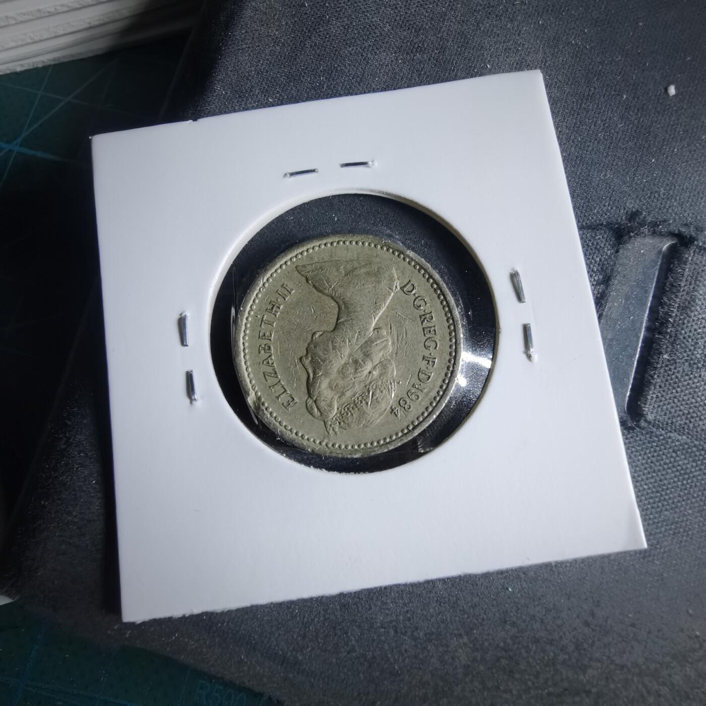 沼泽如烟--第954场 英国1984年一磅