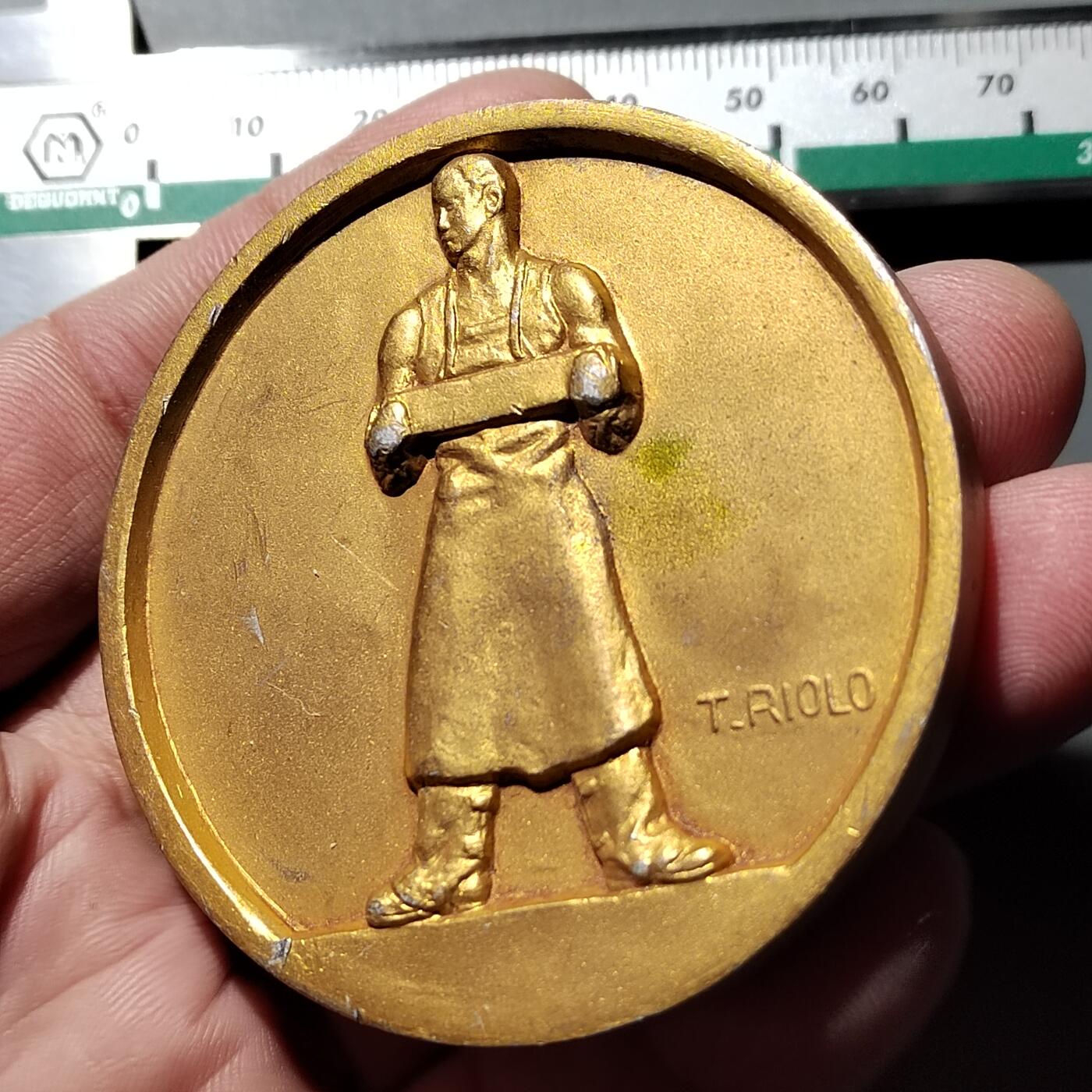 PCAI钱币   7-699  证章小专场 大型外国铝合金纪念章