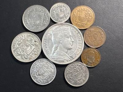 ❤️【币观天下】❤️ 第338期钱币拍卖- 2026.1.9周五晚上6点半场-长期征集拍品 - 拉脱维亚老版流通硬币9枚套，3银3镍3铜。银币的重量分别为：25、10、5克，含银量均为0.835。