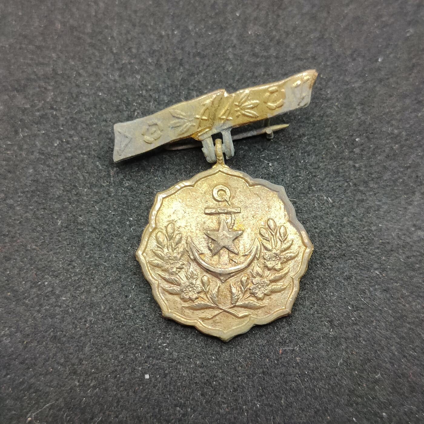 0元起拍勋章 第324期 咸鱼国勋章拍卖专场 1月11日（周日）下午6：00开始 战时 爱国妇人会特别会员章