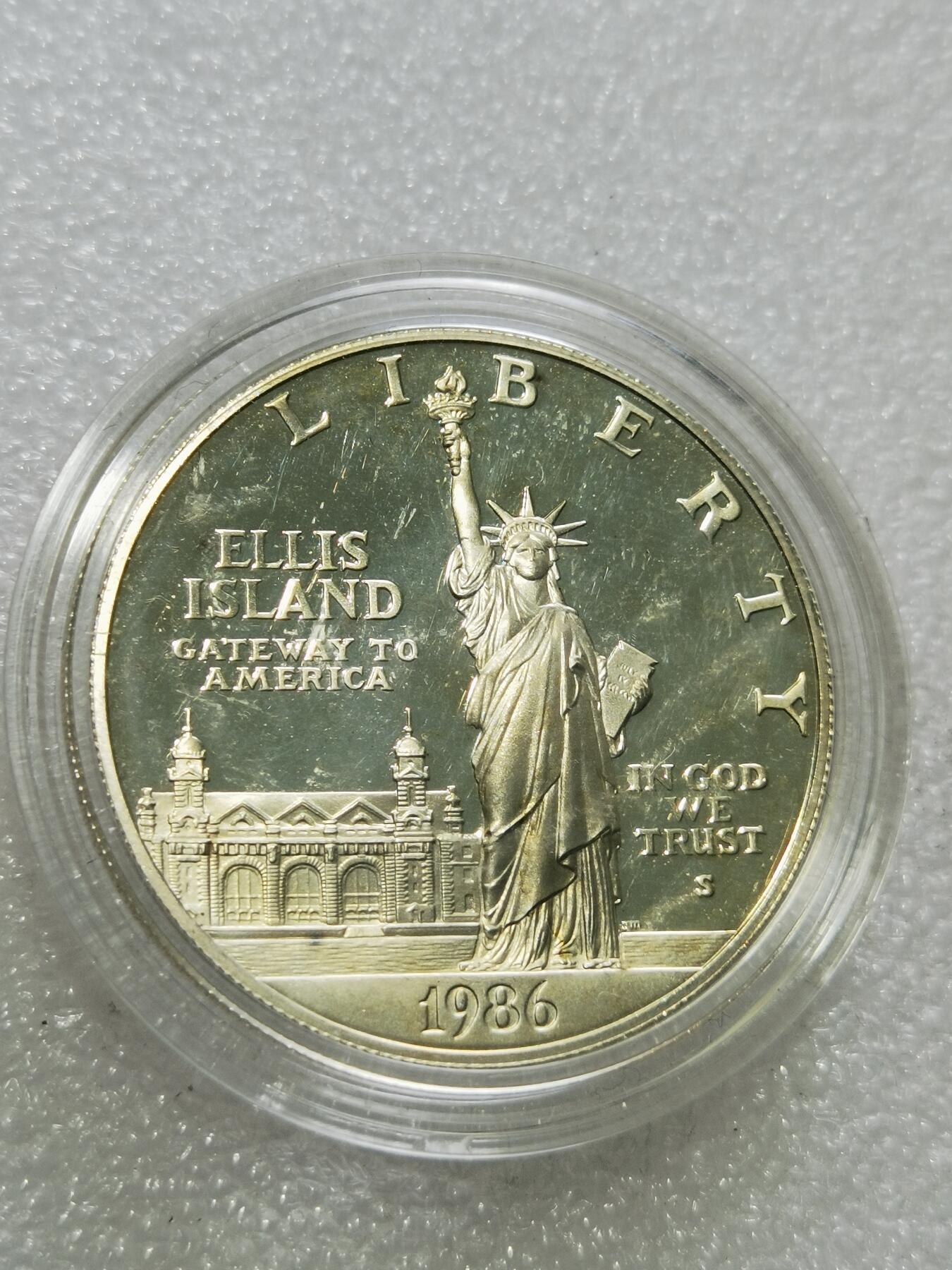 天下钱庄专场欢迎参拍 美国一美元银币，26.7克90银