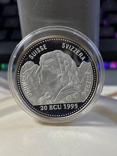 第187期拍卖 - 瑞士1995年航天航空展20埃居女神精制纪念银币带盒证书，925银，25克，边缘有氧化