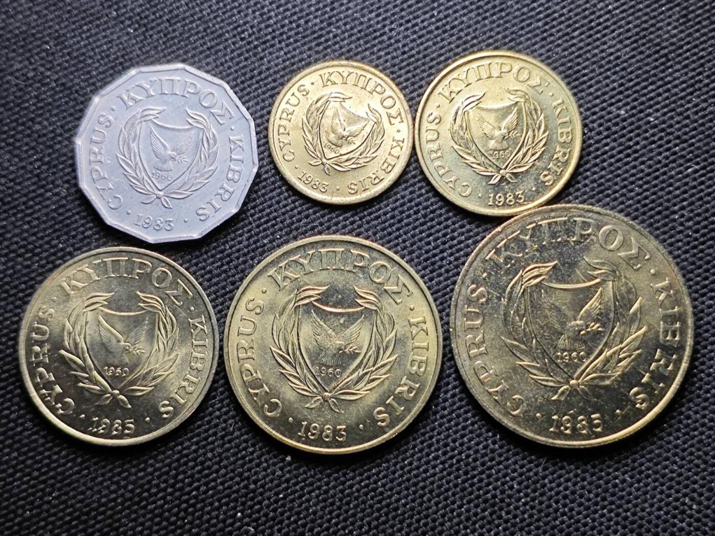 KK钱币收藏小铺  第387期  2月预留时间 周末发货  塞浦路斯套币 好品