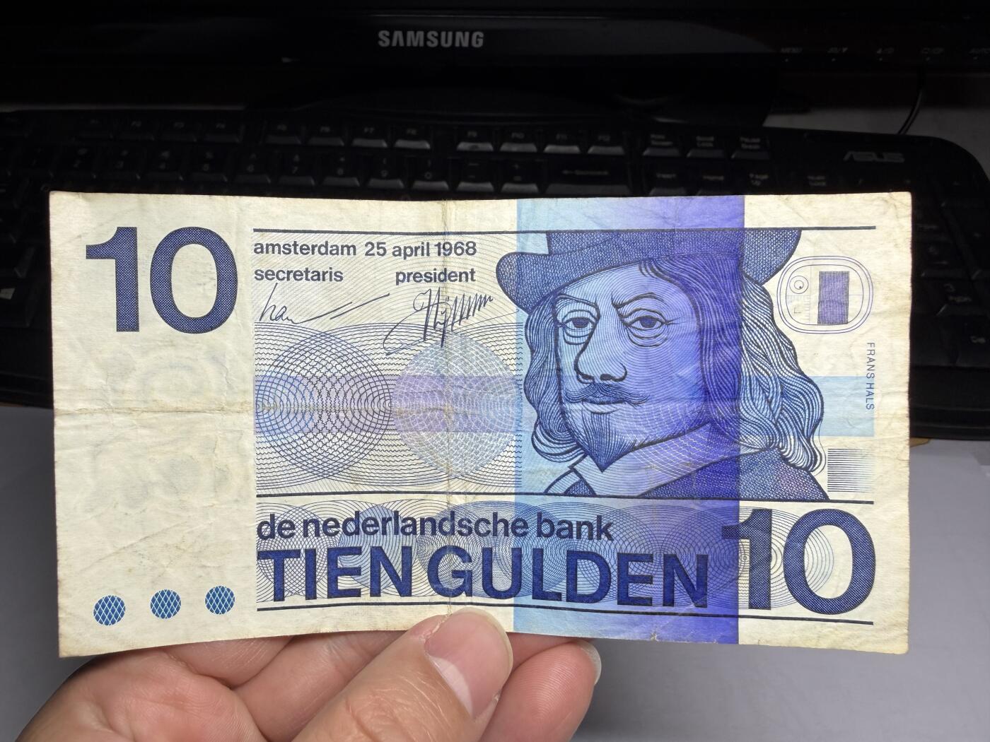 2026年集古藏今外币拍卖第一期-第3场—（总第300拍-纸币专场），本期拍完结算一次，发货时间2-3天，休息几天后继续新的一期拍卖。