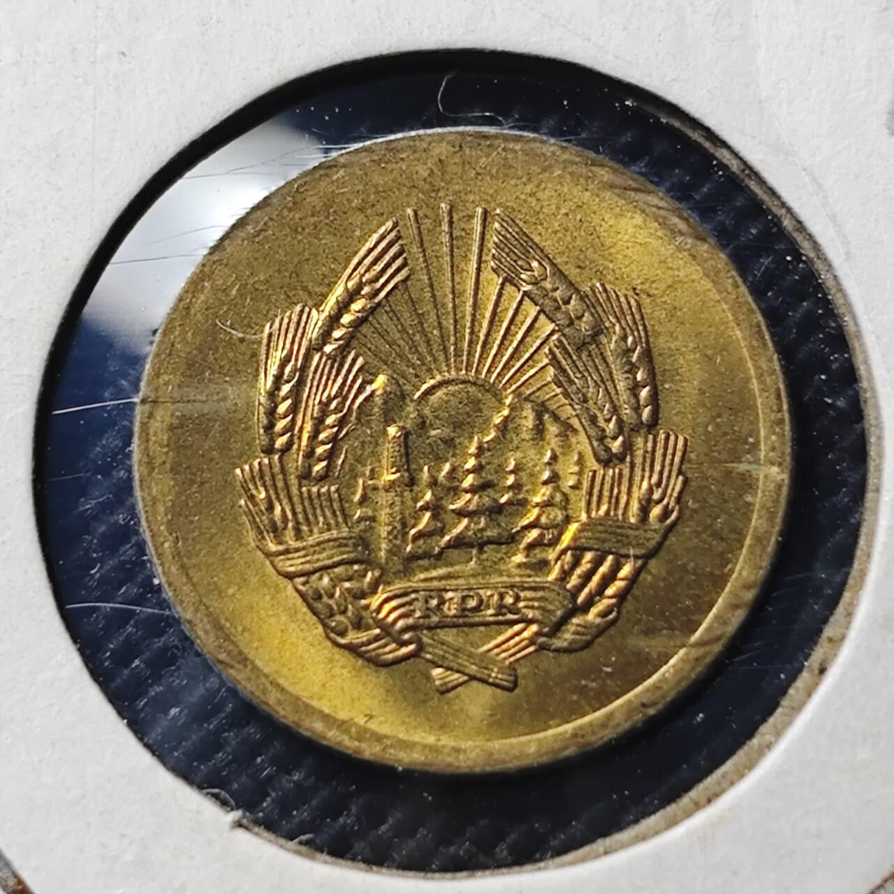 KK钱币收藏小铺  第399期  百期特拍（四拍之三）2月预留时间 周末发货  1952罗马尼亚1巴尼 好品铜币